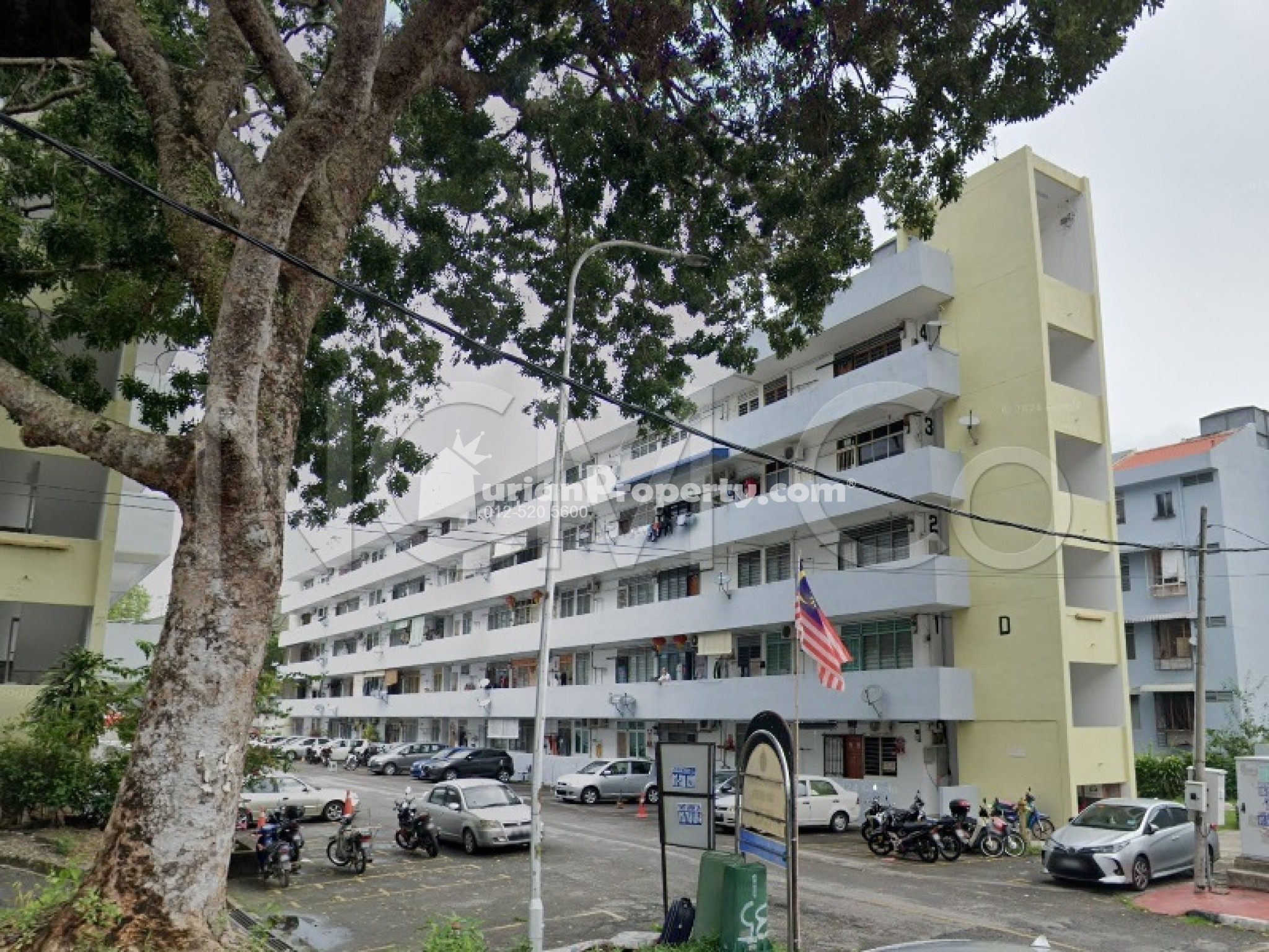 Flat For Auction at Taman Seri Setia