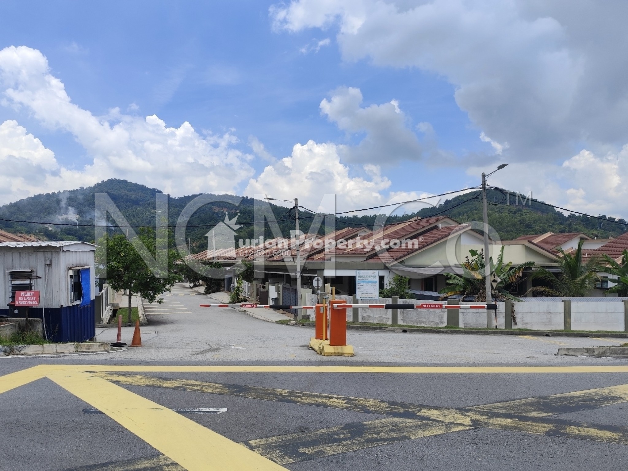 Terrace House For Auction at Nada Alam