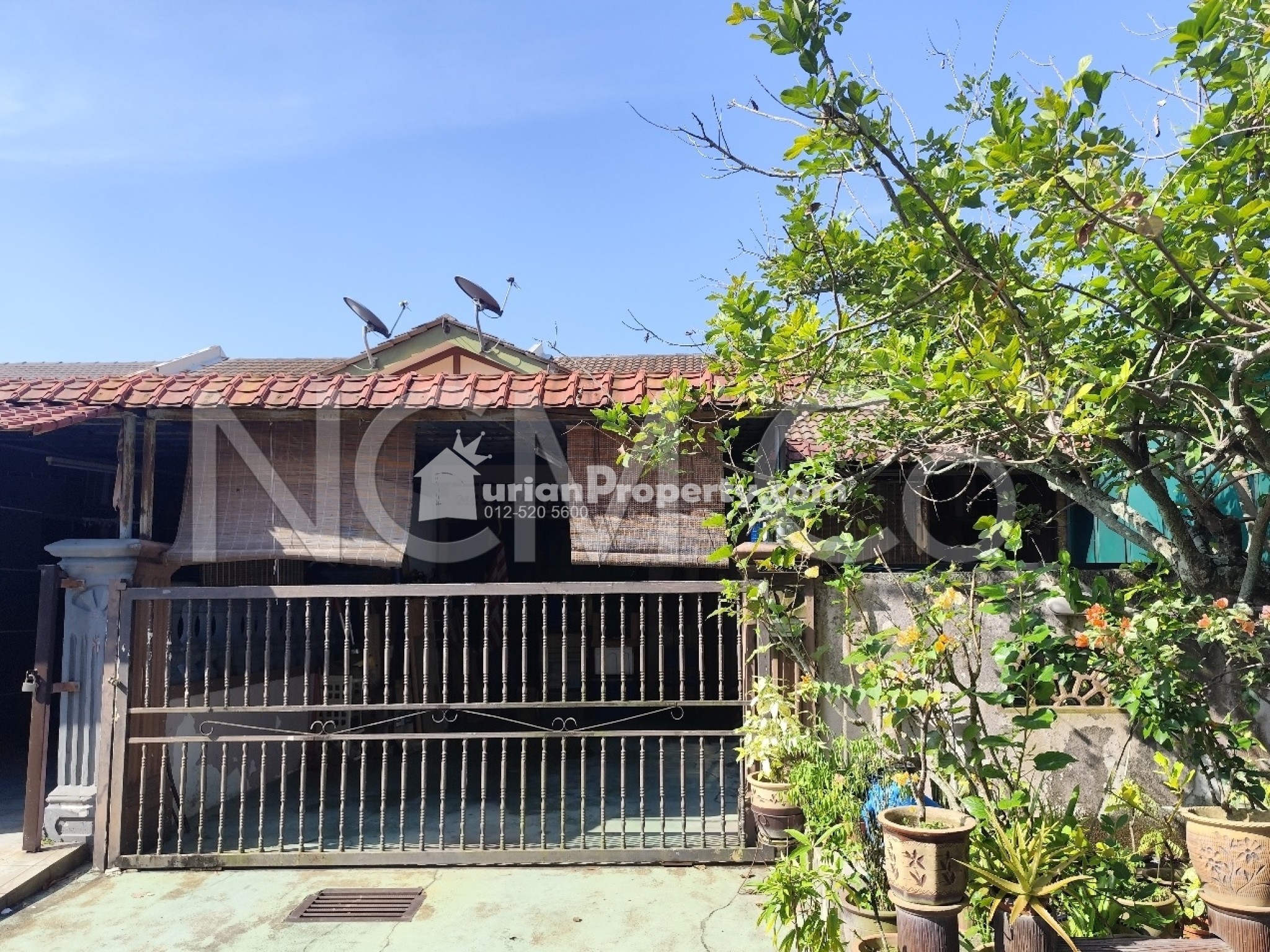 Terrace House For Auction at Desa Cempaka