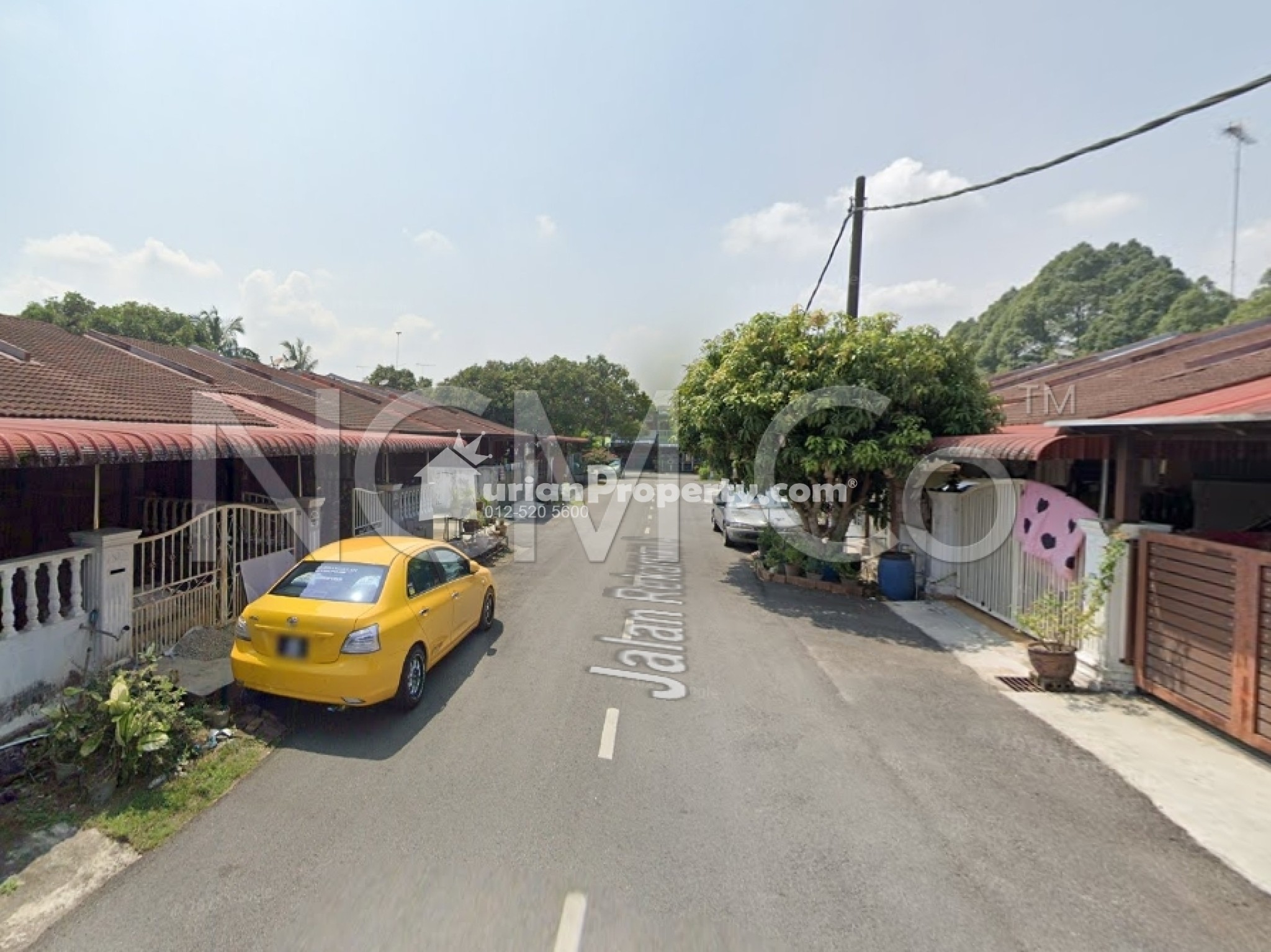 Terrace House For Auction at Simpang Renggam