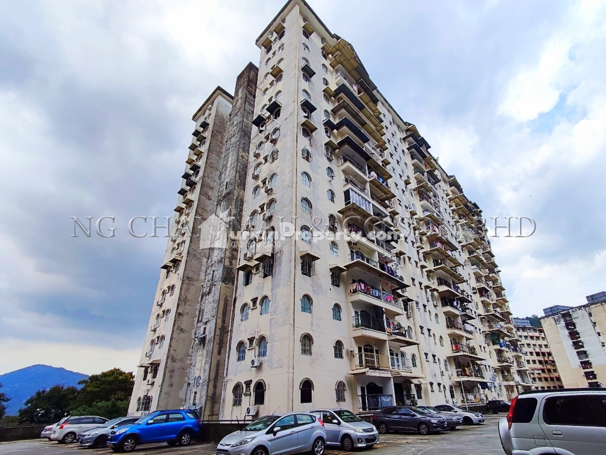 Apartment For Auction at Desa Delima