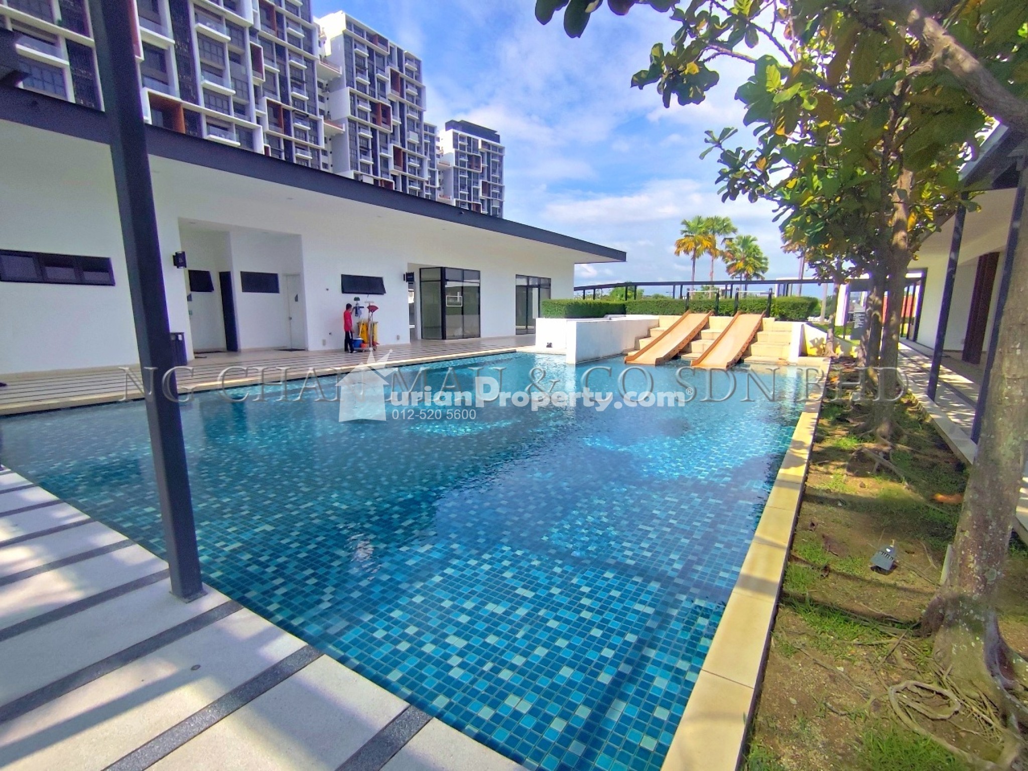 Condo For Auction at The Parque Residences