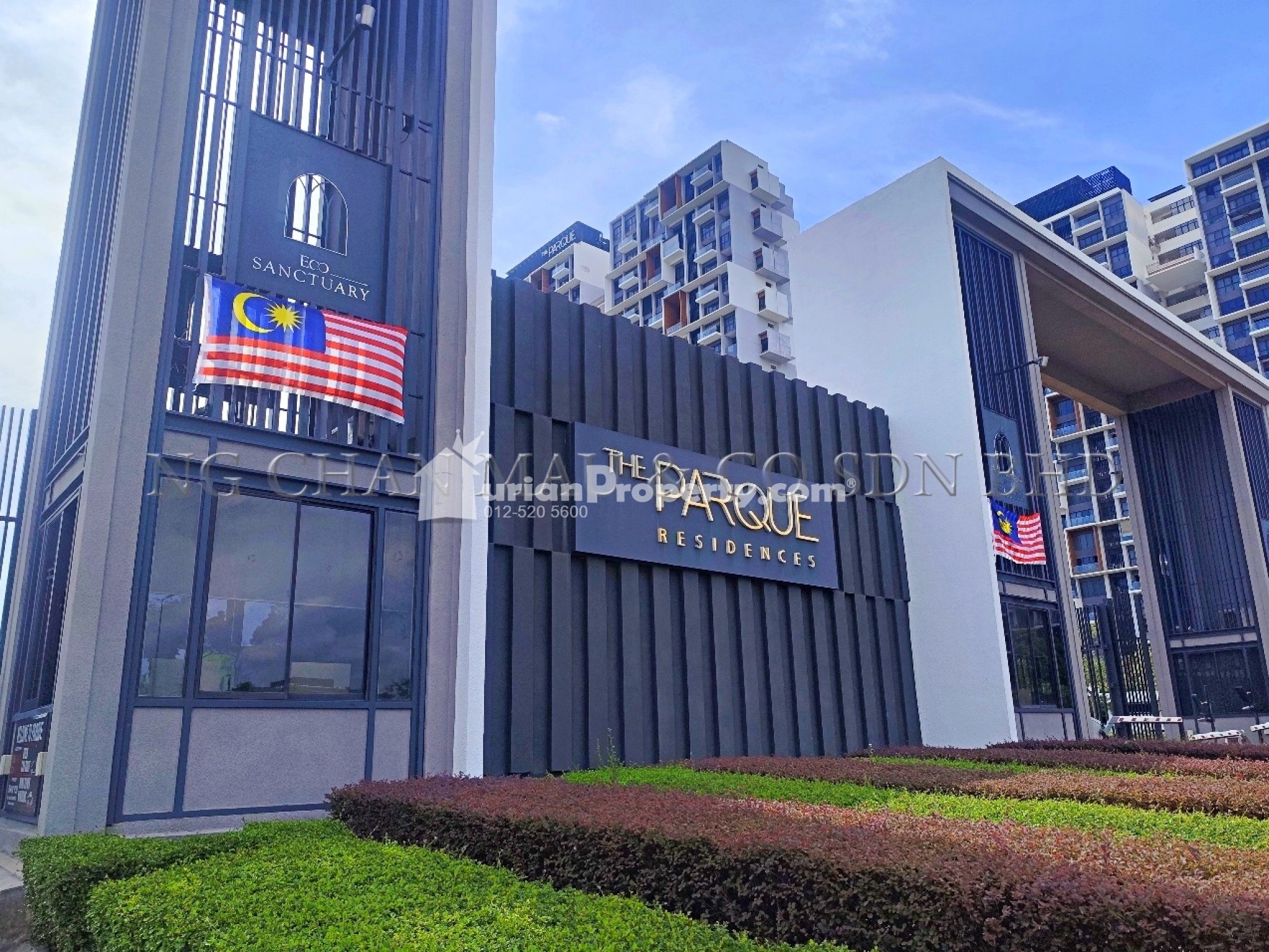 Condo For Auction at The Parque Residences