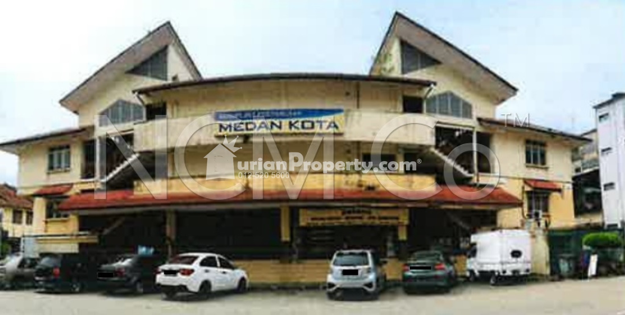 Shop For Auction at Kota Tinggi