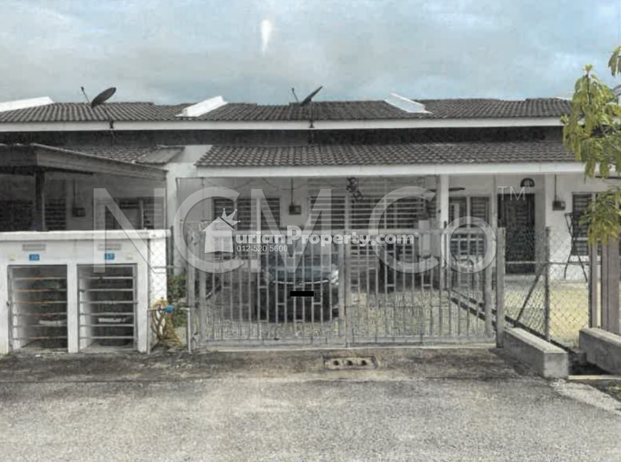 Terrace House For Auction at Kuantan