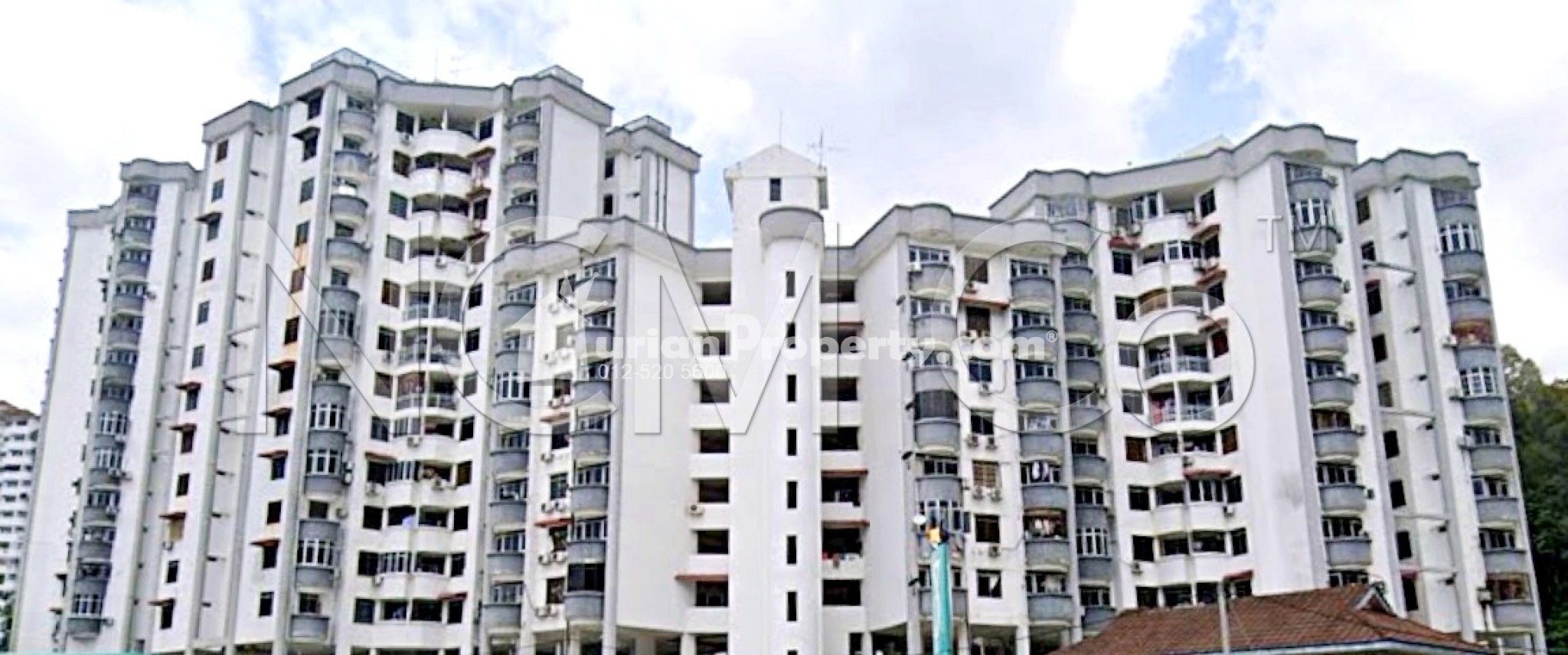 Apartment For Auction at Jade View