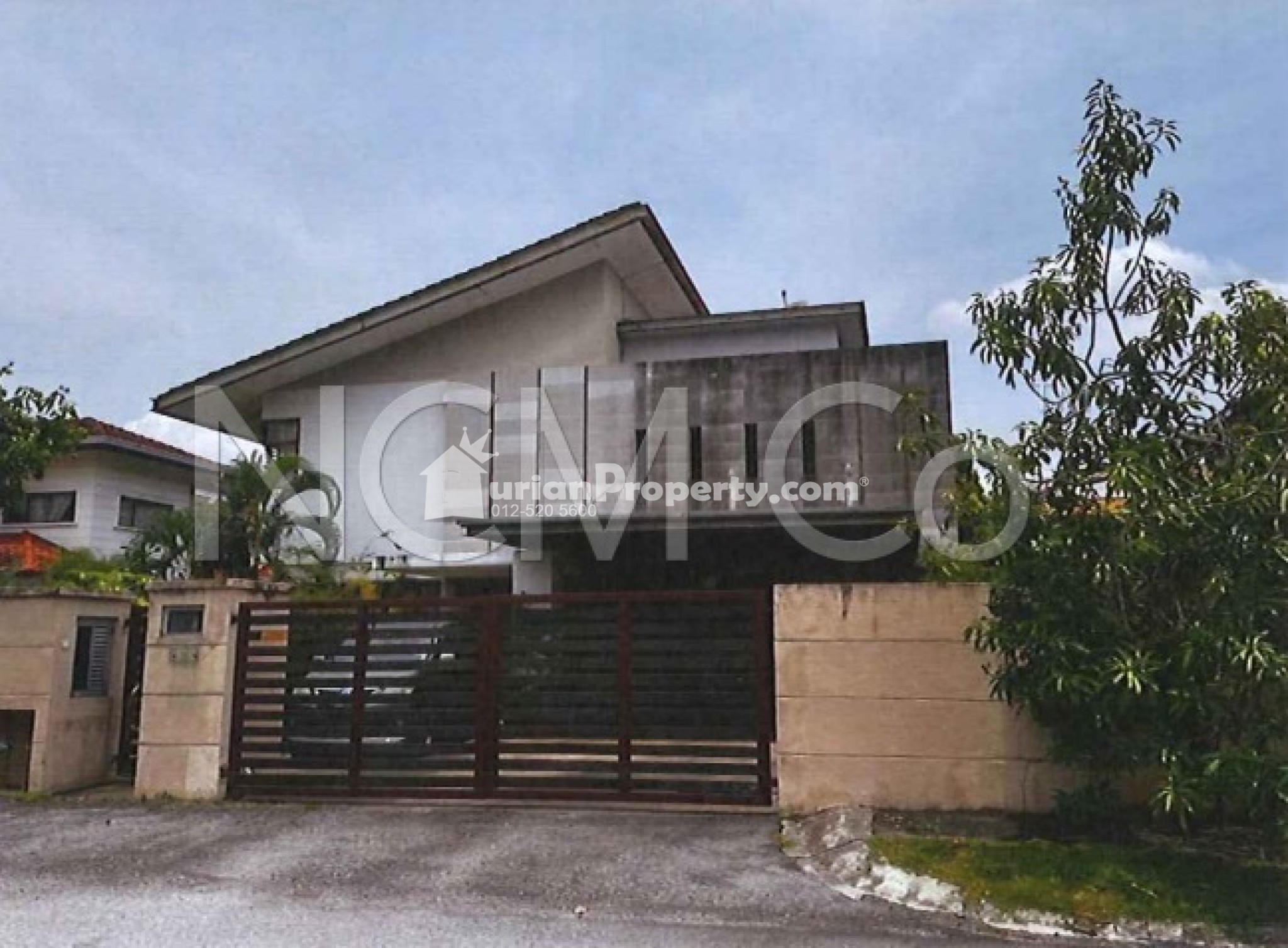 Bungalow House For Auction at Bandar Bukit Mahkota