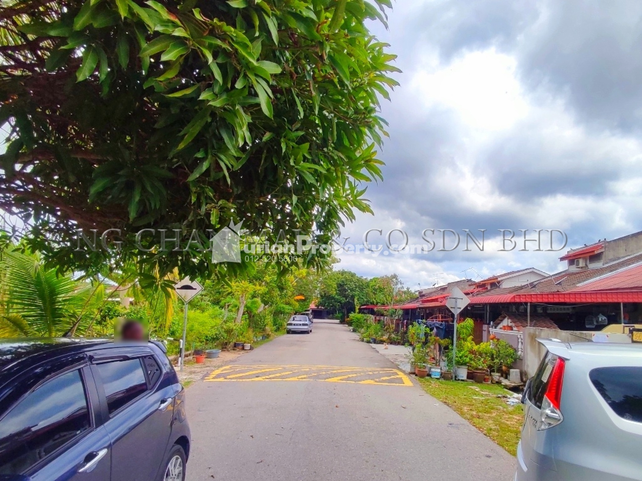 Terrace House For Auction at Taman Dindings