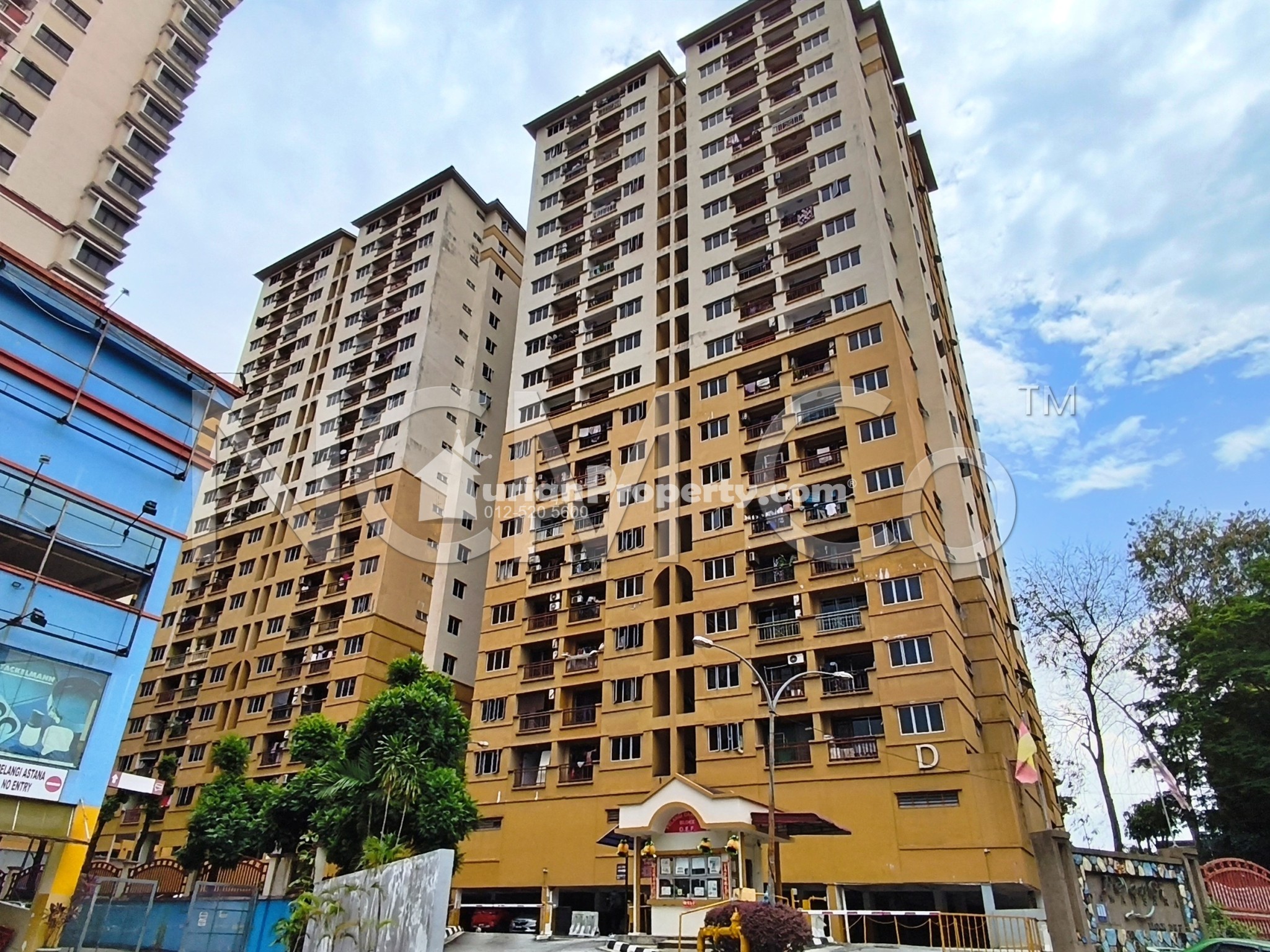 Apartment For Auction at Pelangi Damansara