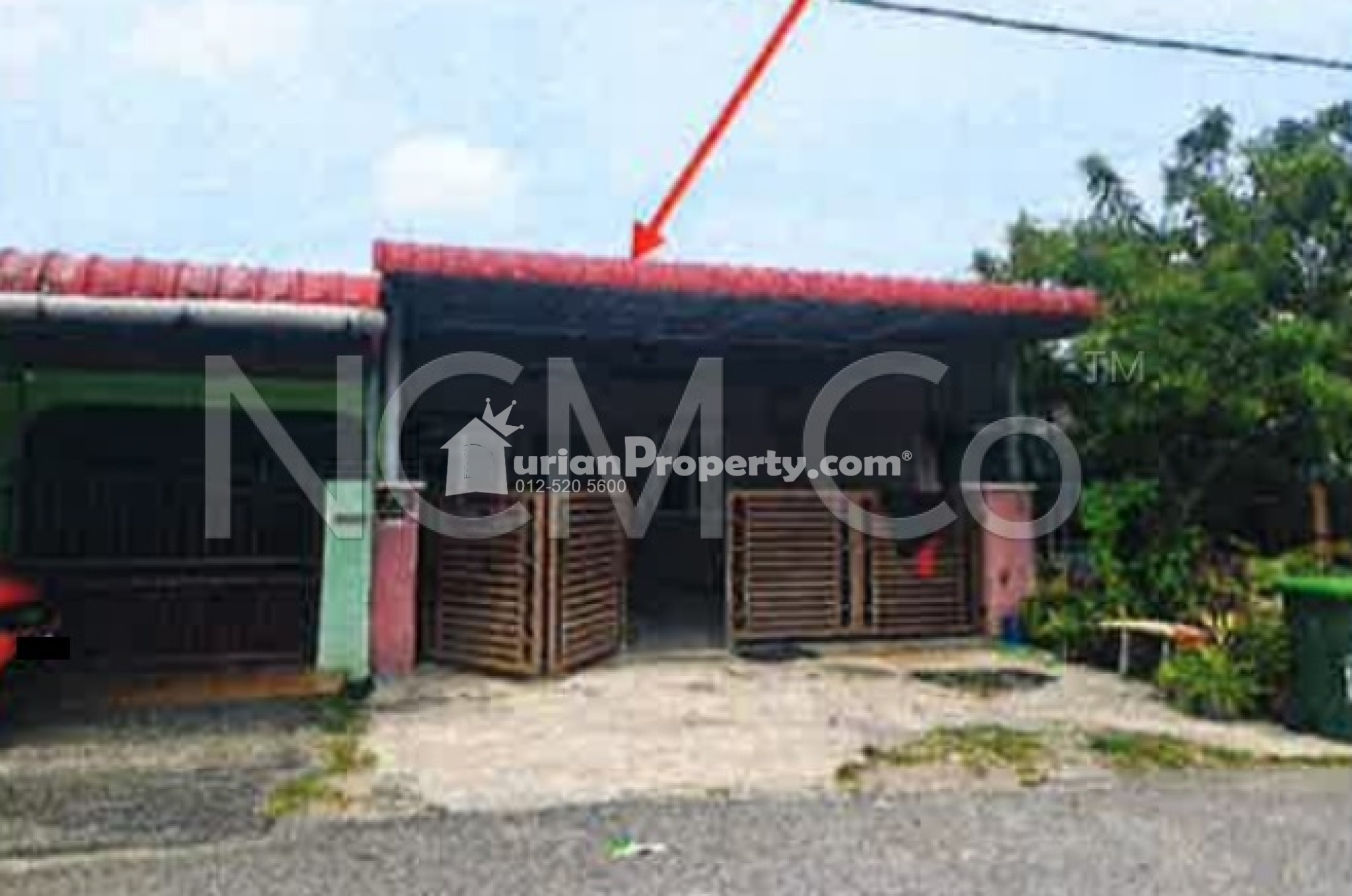 Terrace House For Auction at Taman Selasih