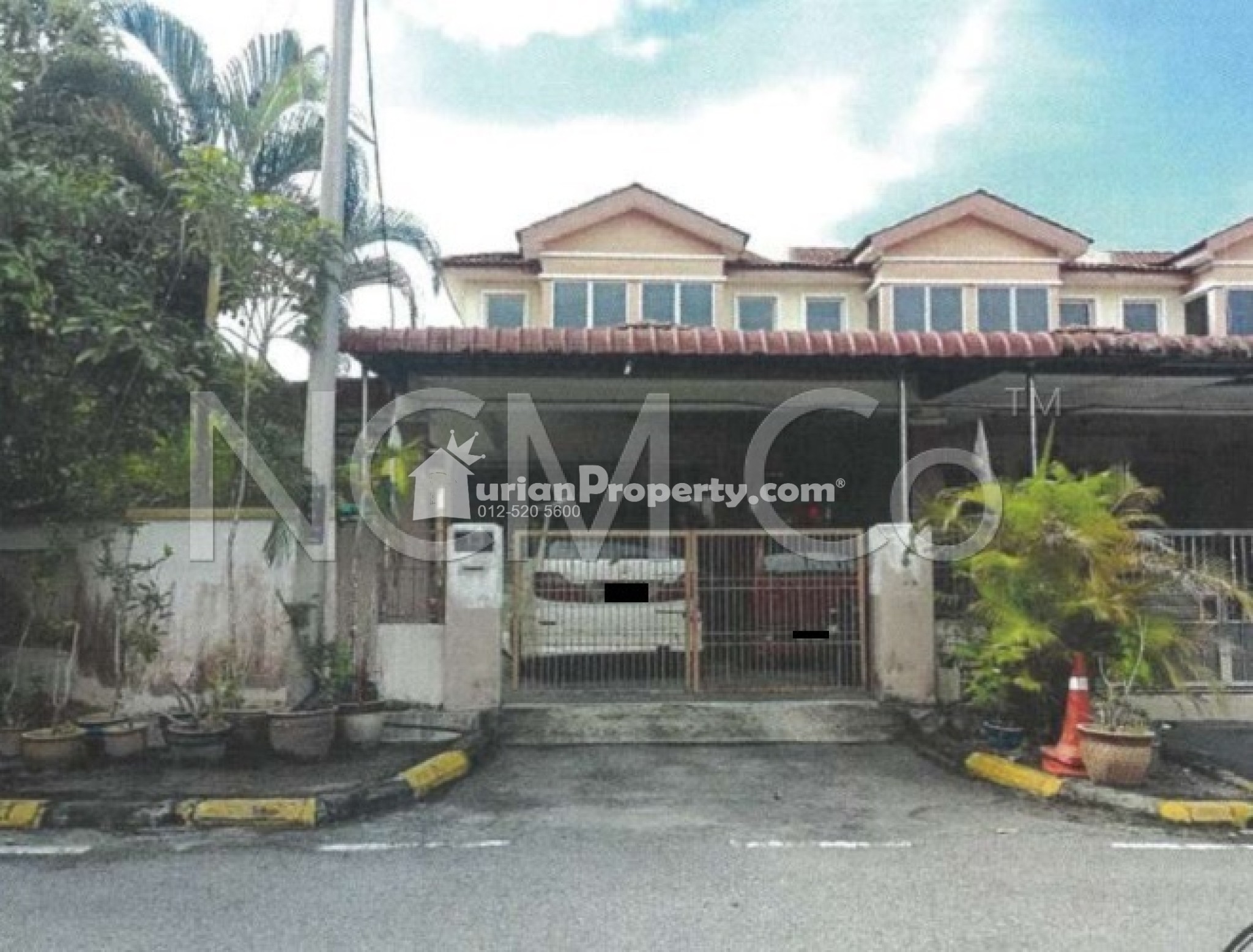 Terrace House For Auction at Taman Angsana