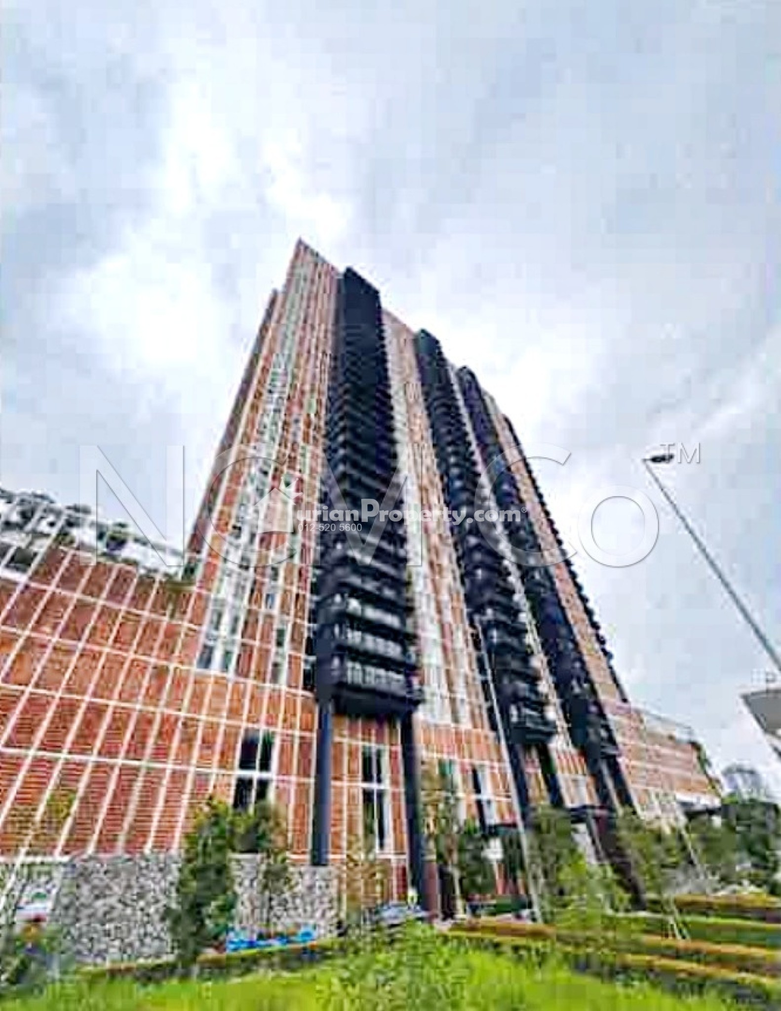 Condo For Auction at The Legacy OUG