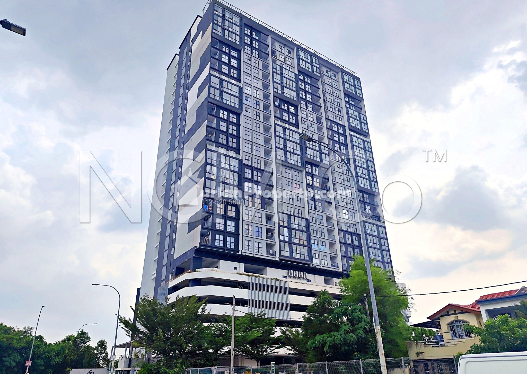 Condo For Auction at Damai Vista