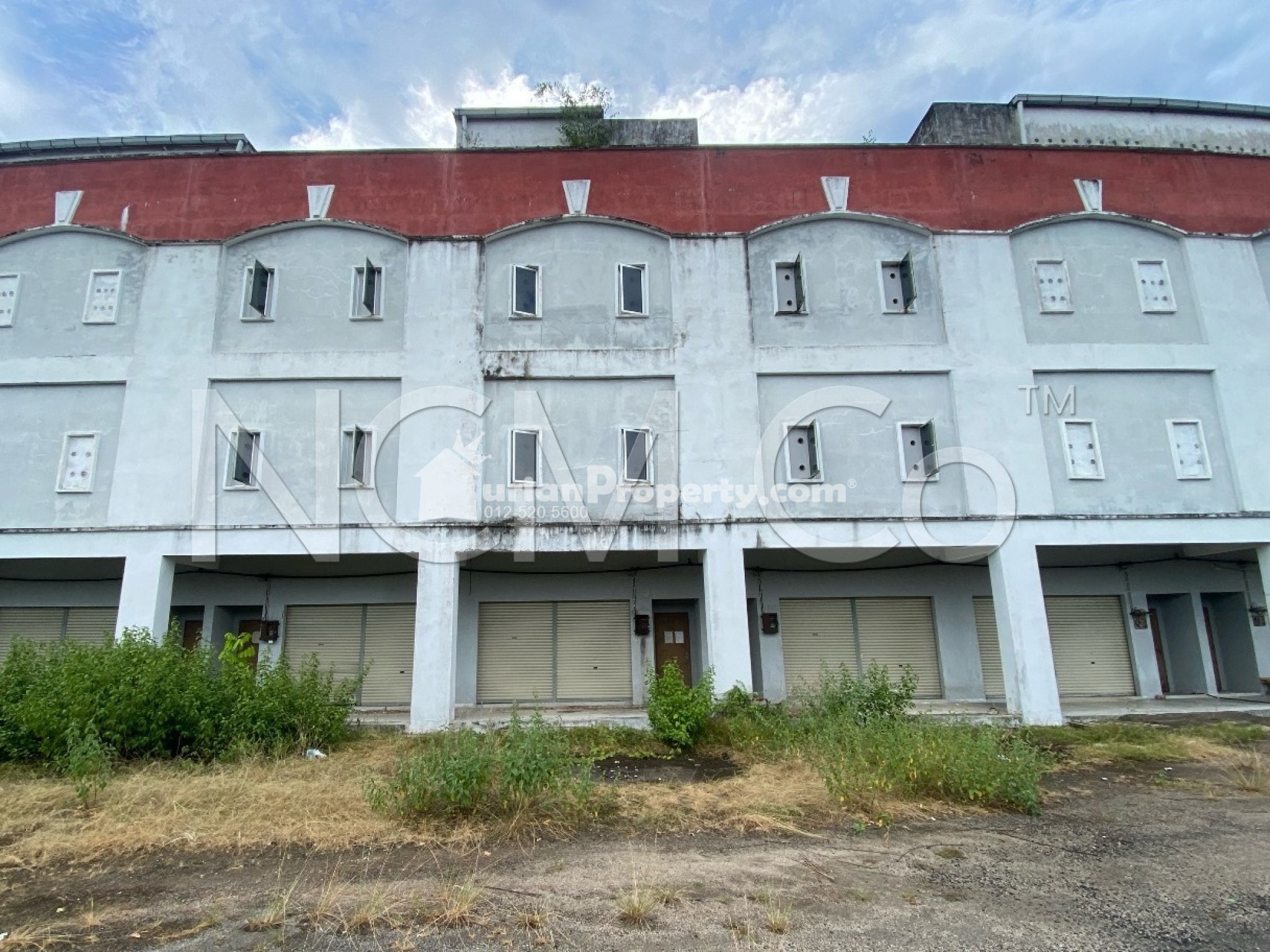 Shop Office For Auction at Kuala Krai