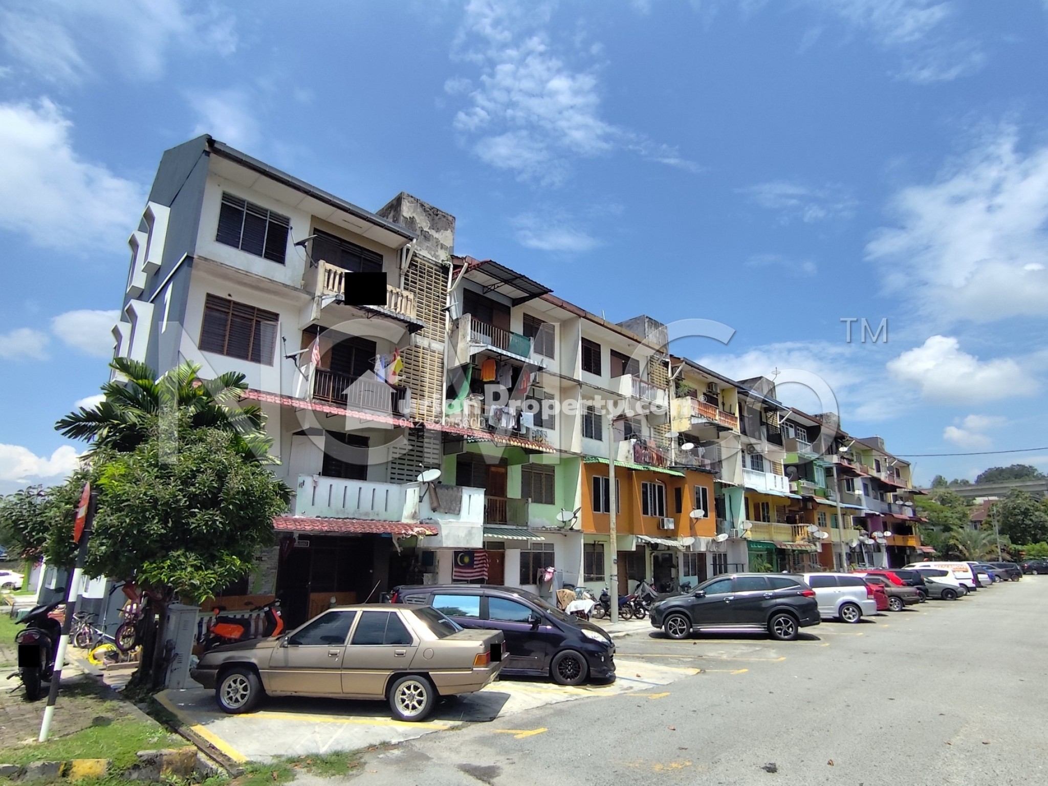 Flat For Auction at Taman Bunga Negara