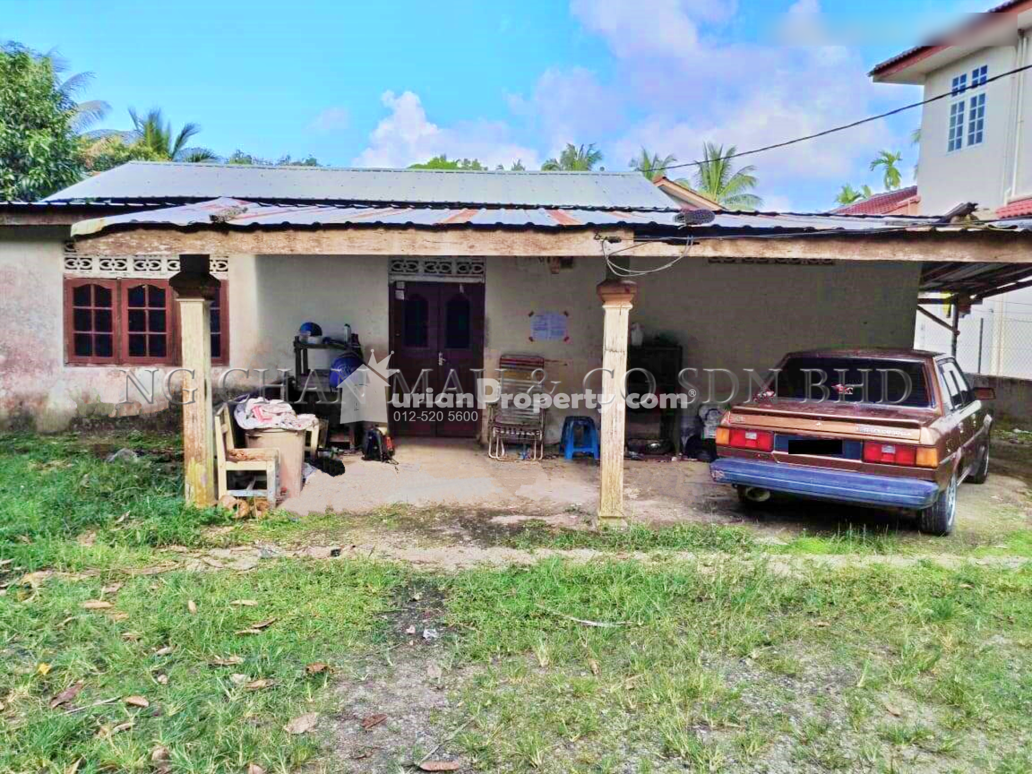 Bungalow House For Auction at Bachok