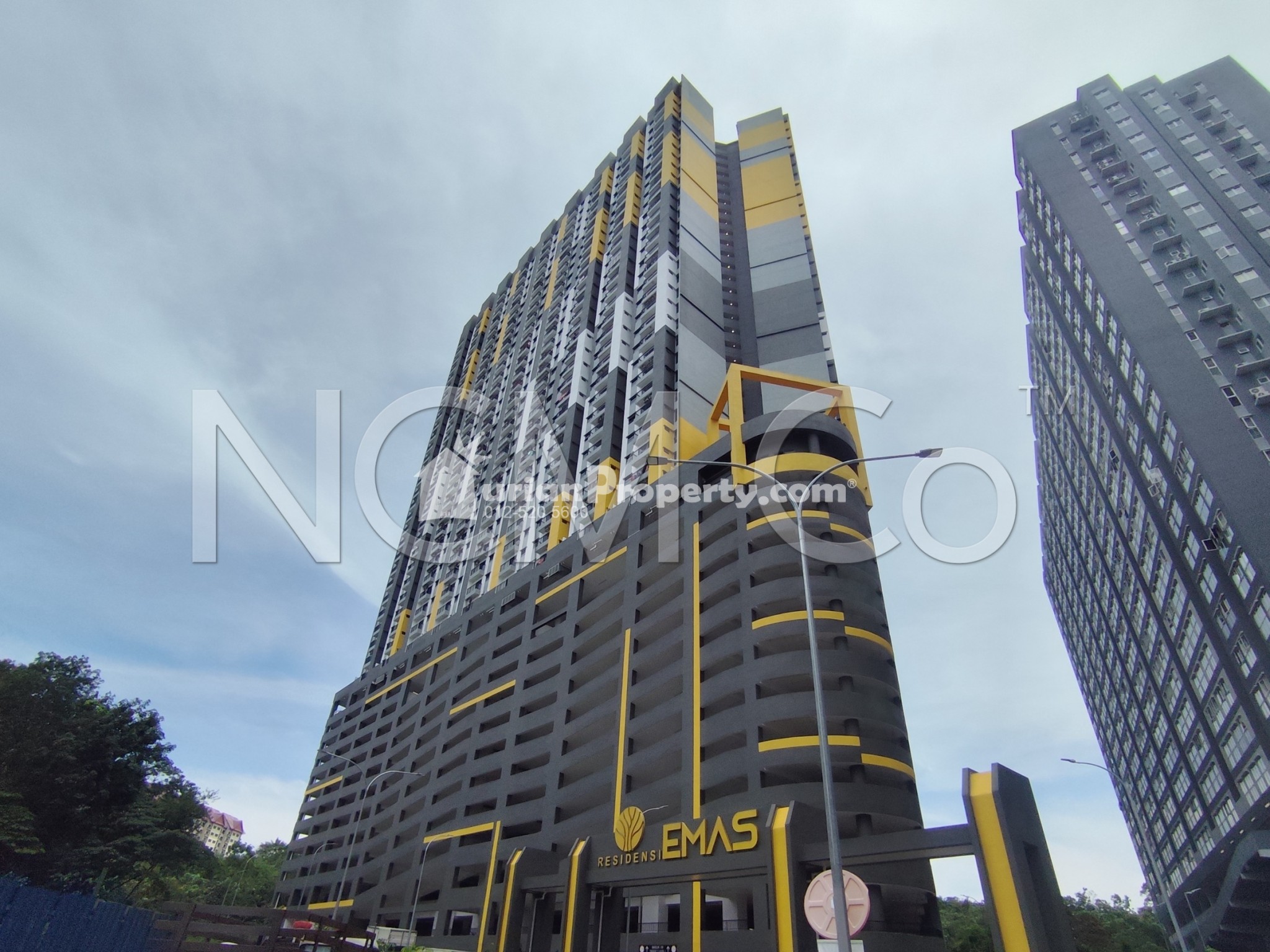 Apartment For Auction at Taman Zamrud