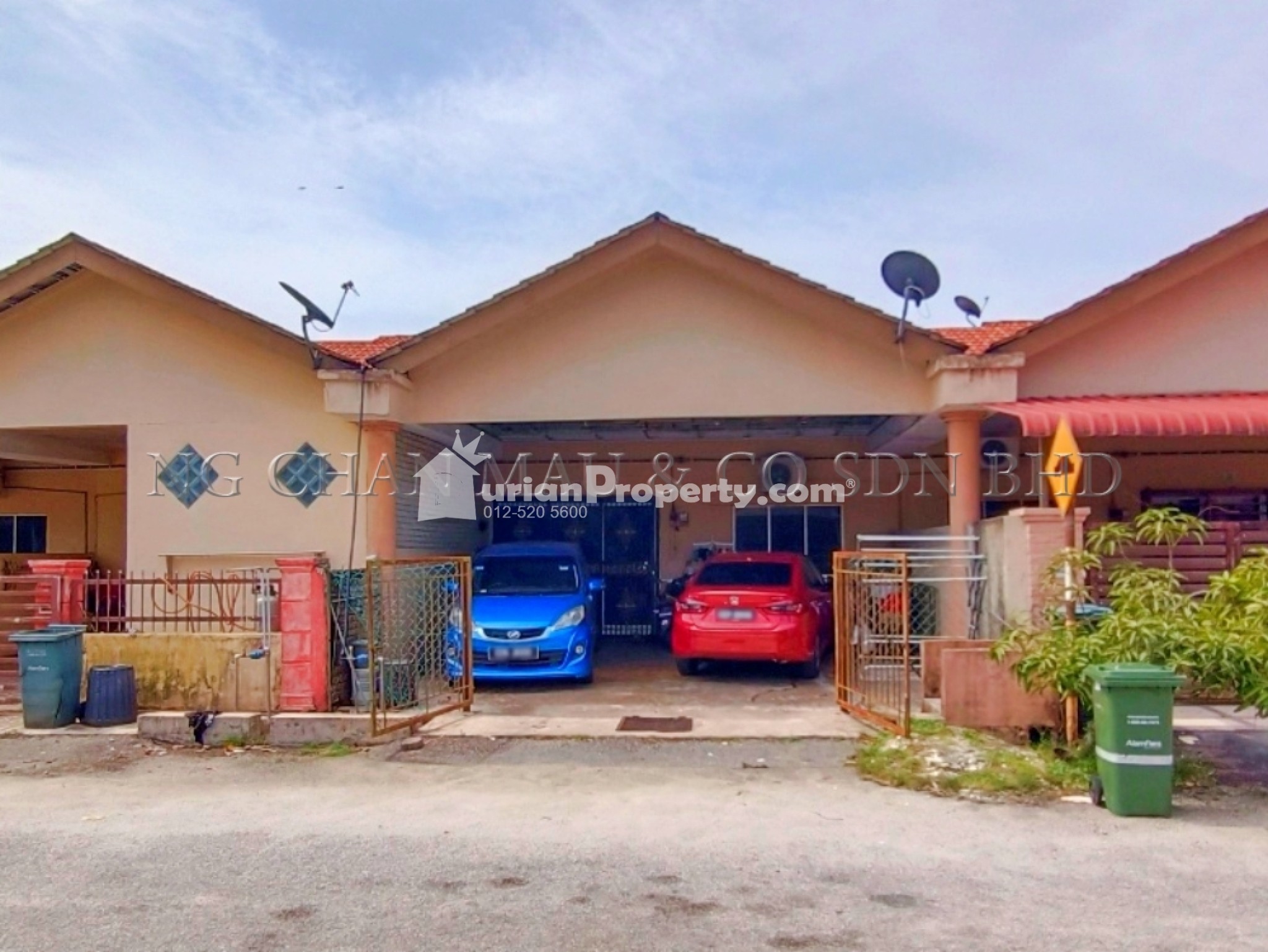 Terrace House For Auction at Kuantan