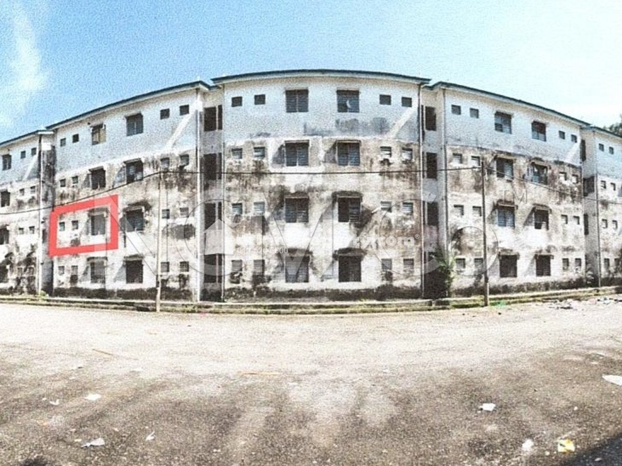 Flat For Auction at Taman Kampar Perdana