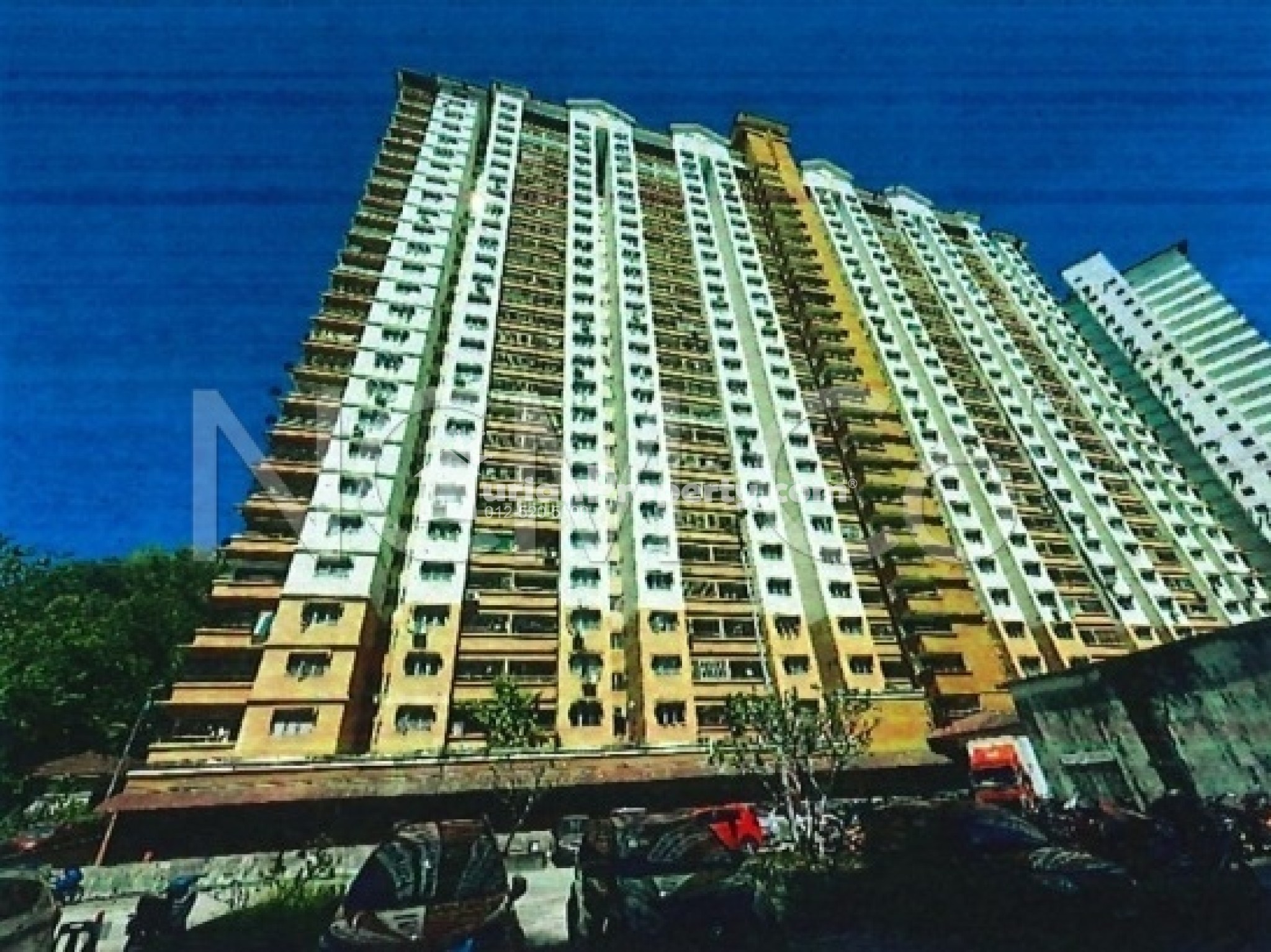 Apartment For Auction at Flora Damansara Apartment