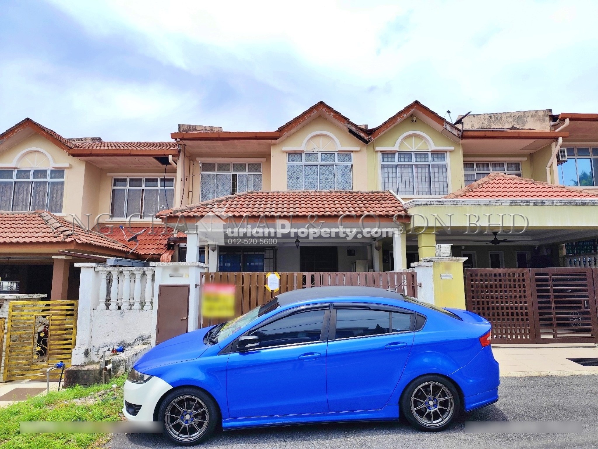Terrace House For Auction at Taman Mawar