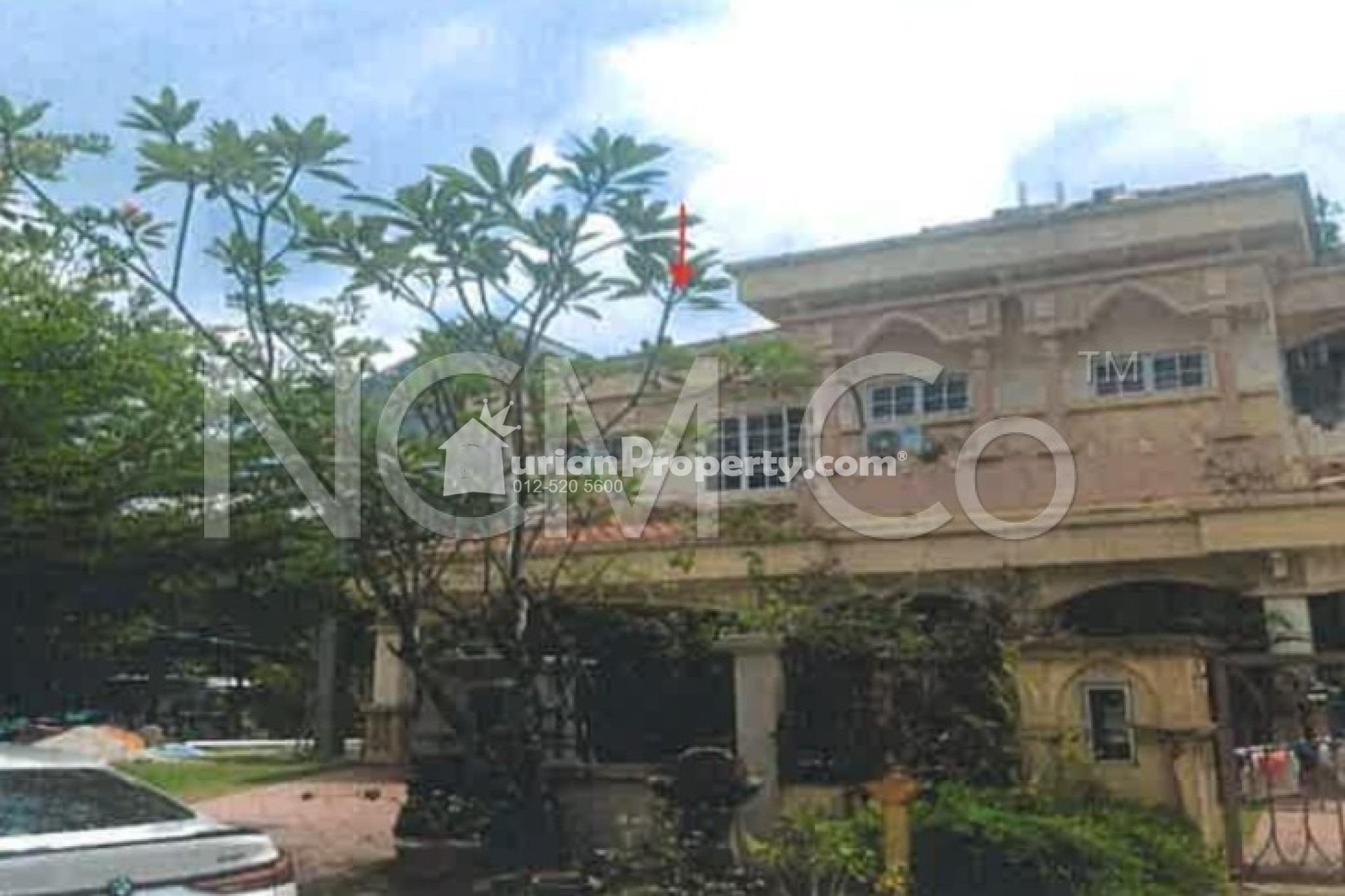 Terrace House For Auction at D'Kayangan