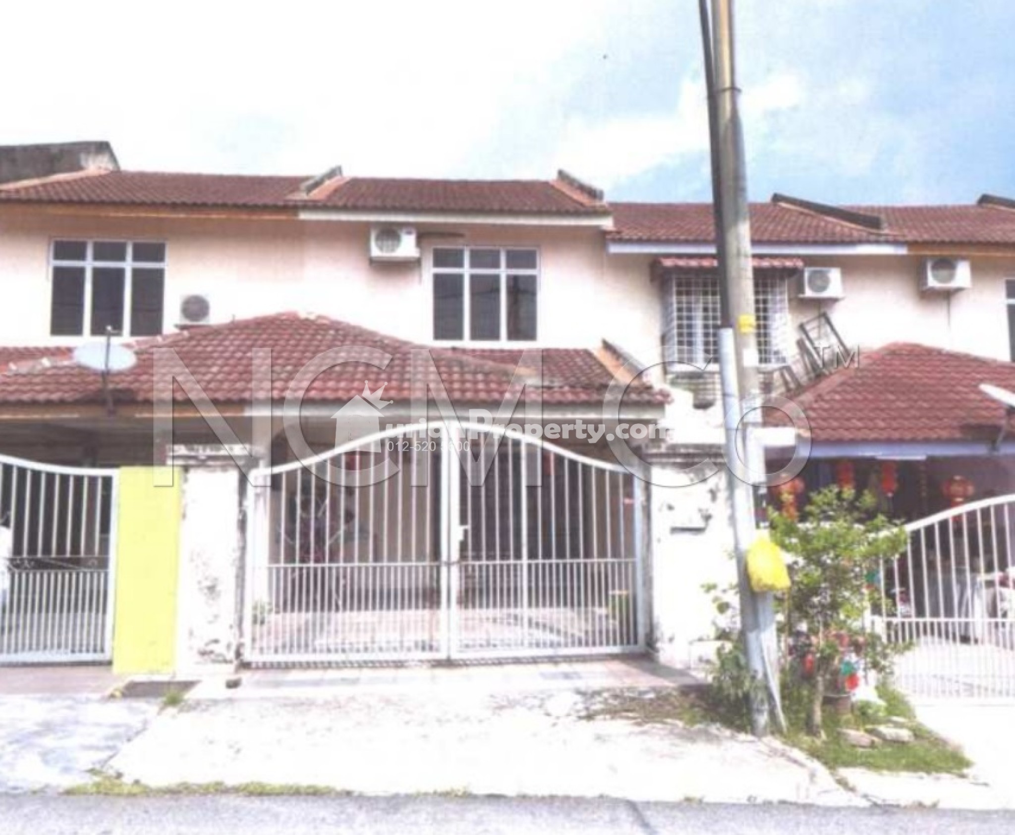 Terrace House For Auction at Taman Semenyih Mewah