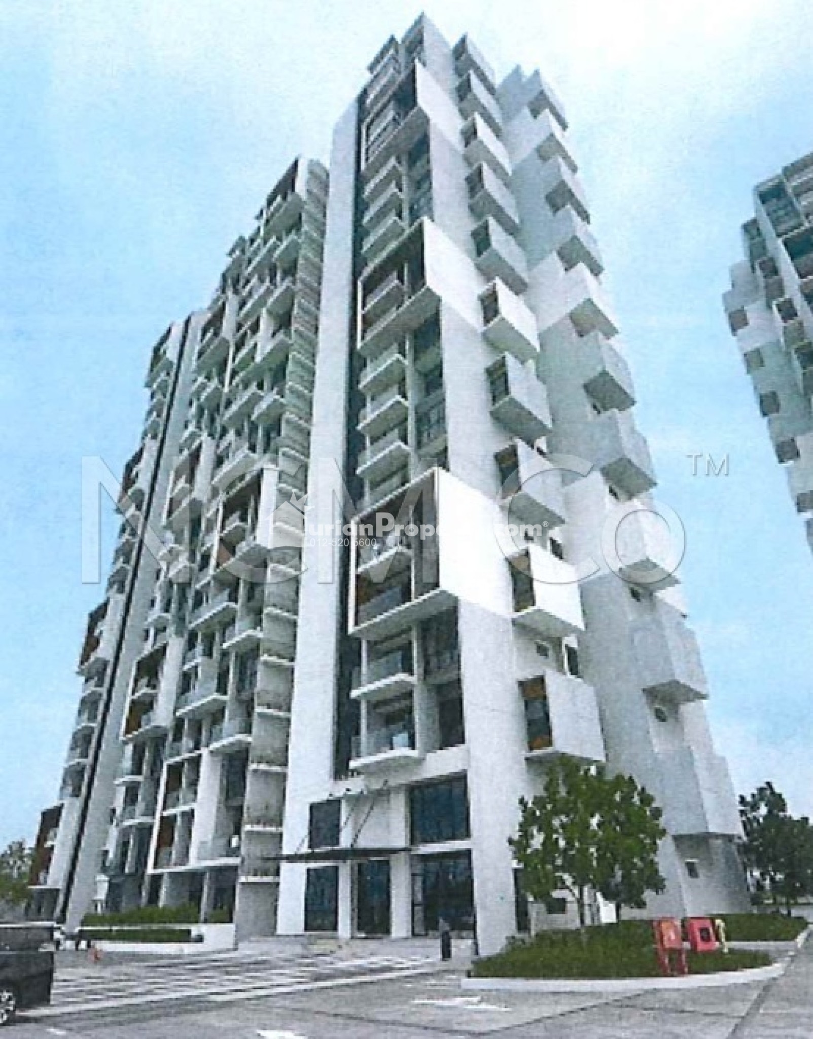 Condo For Auction at The Parque Residences
