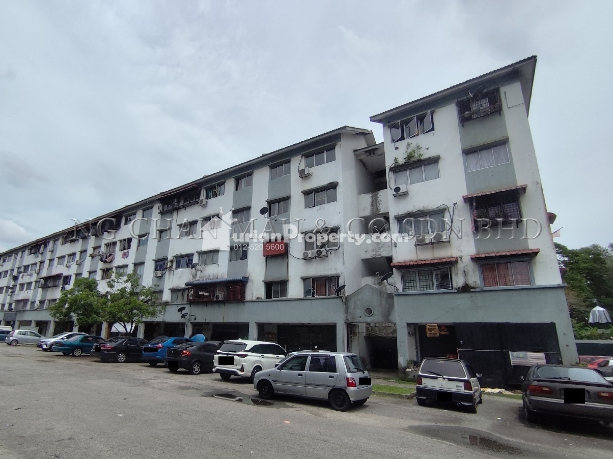 Apartment For Auction at Pangsapuri Jati