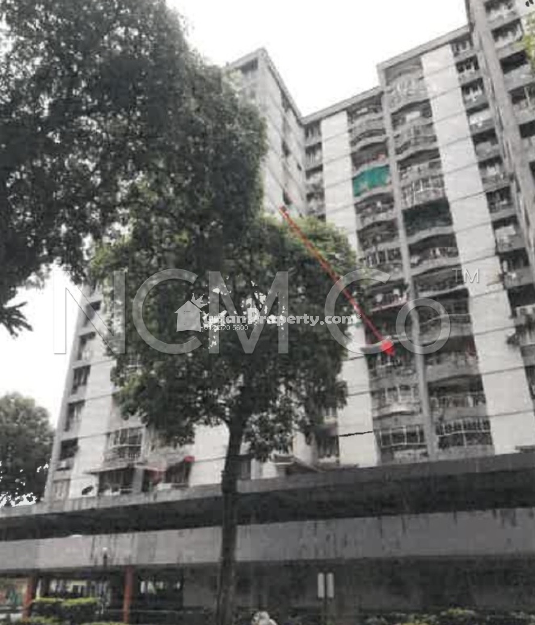 Apartment For Auction at Grandeur Tower