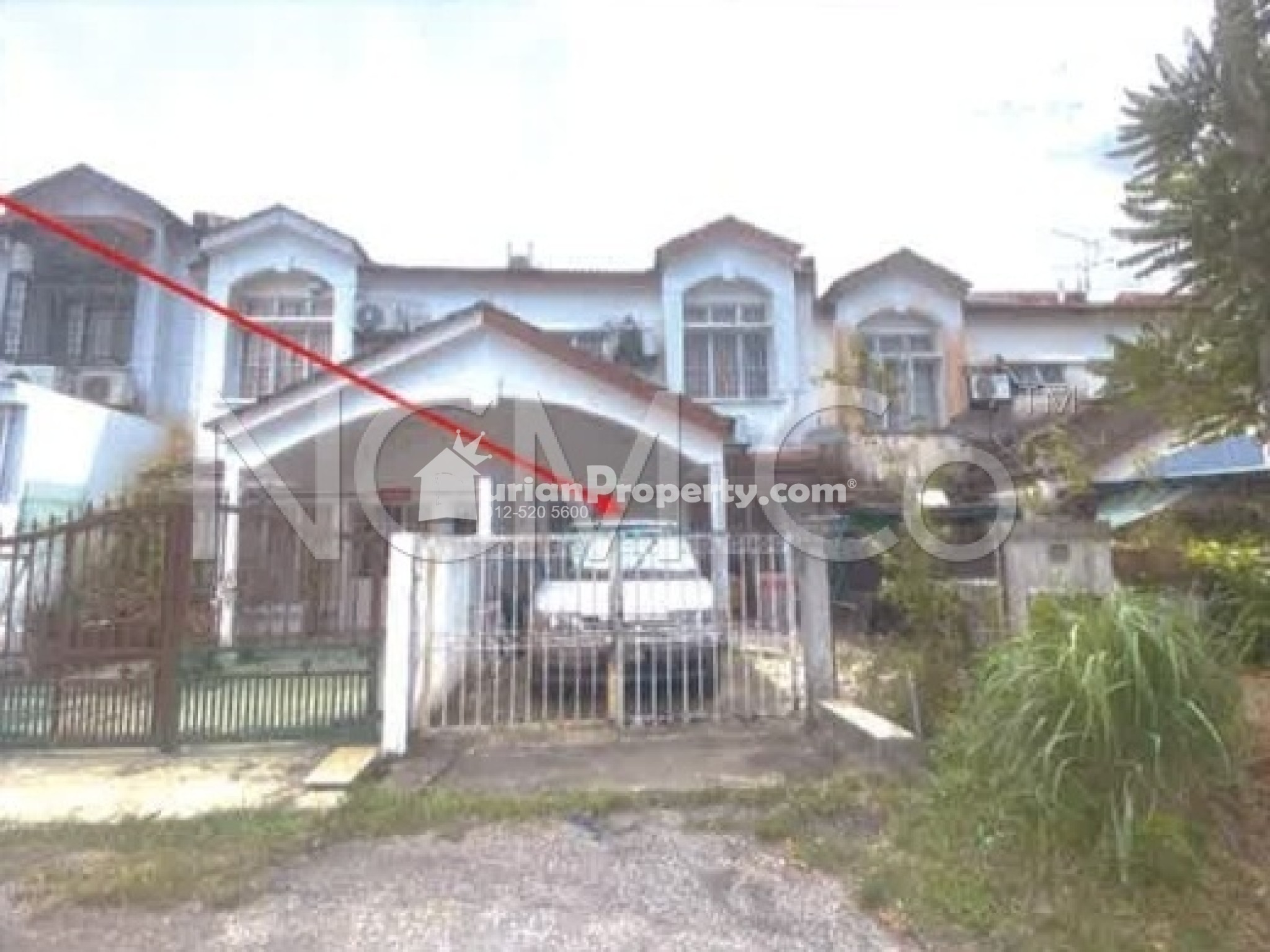 Terrace House For Auction at Section 6