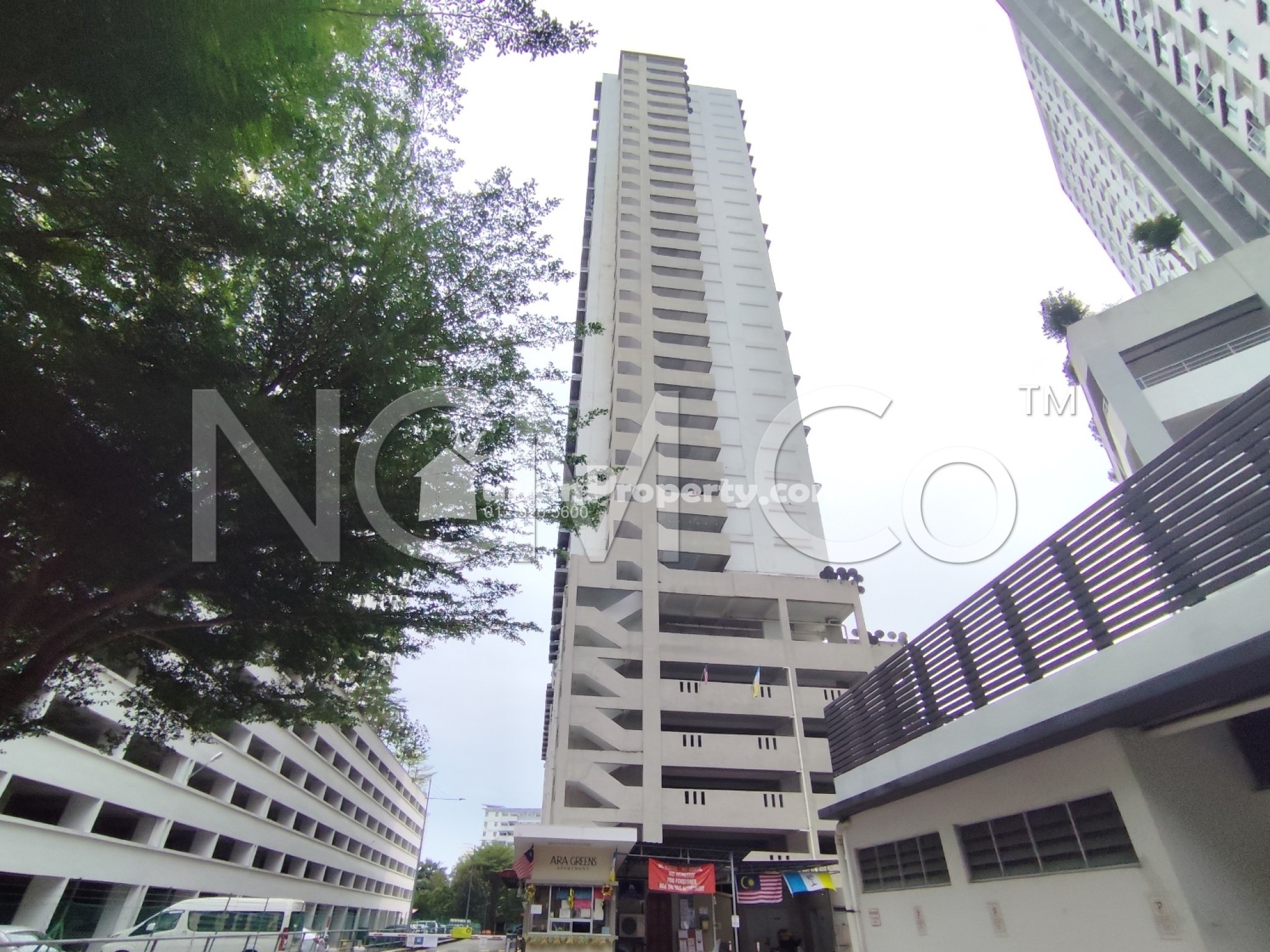 Flat For Auction at Ara Green