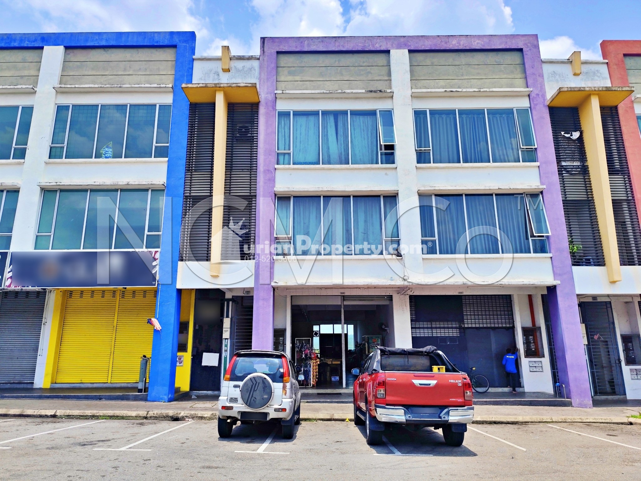 Shop Office For Auction at Laman Gapimas