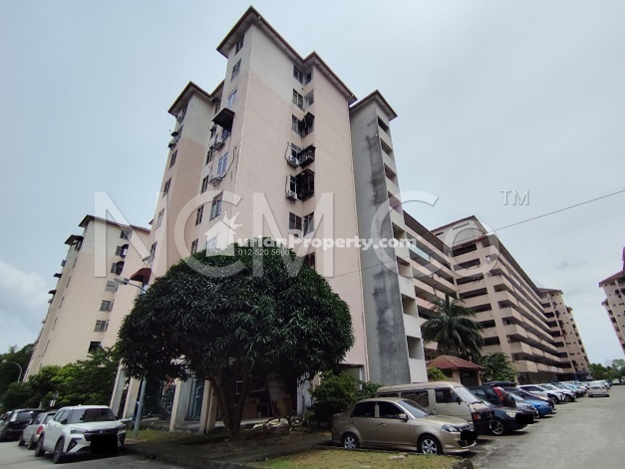 Apartment For Auction at Pangsapuri Seri Perantau