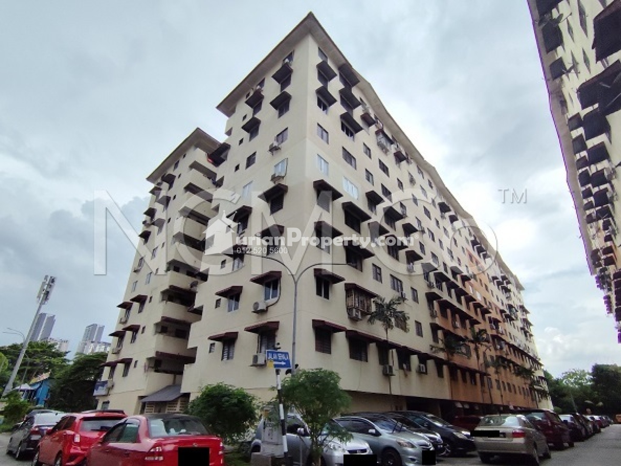Apartment For Auction at Taman Aman Putra Apartment