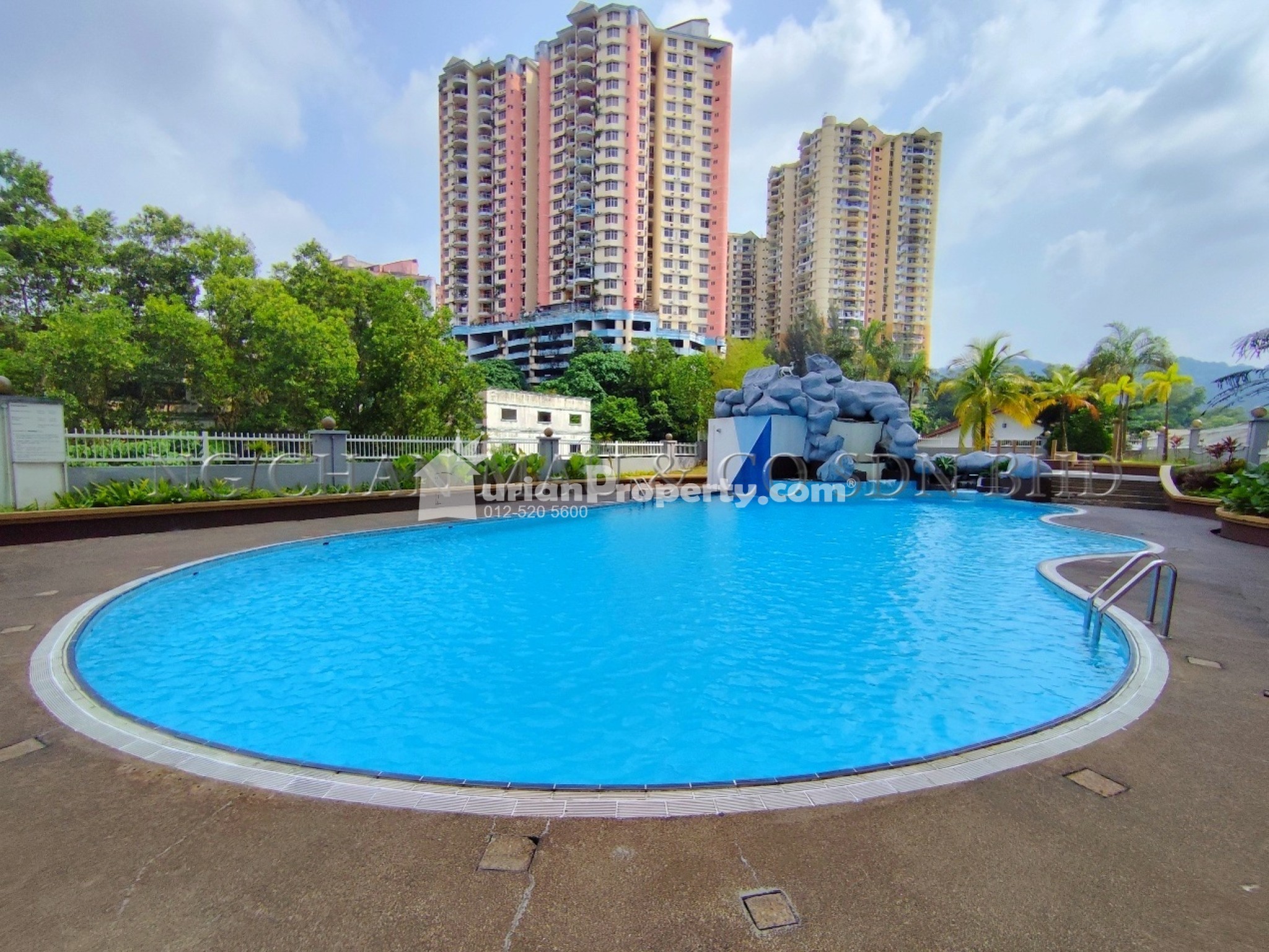 Condo For Auction at Venice Hill