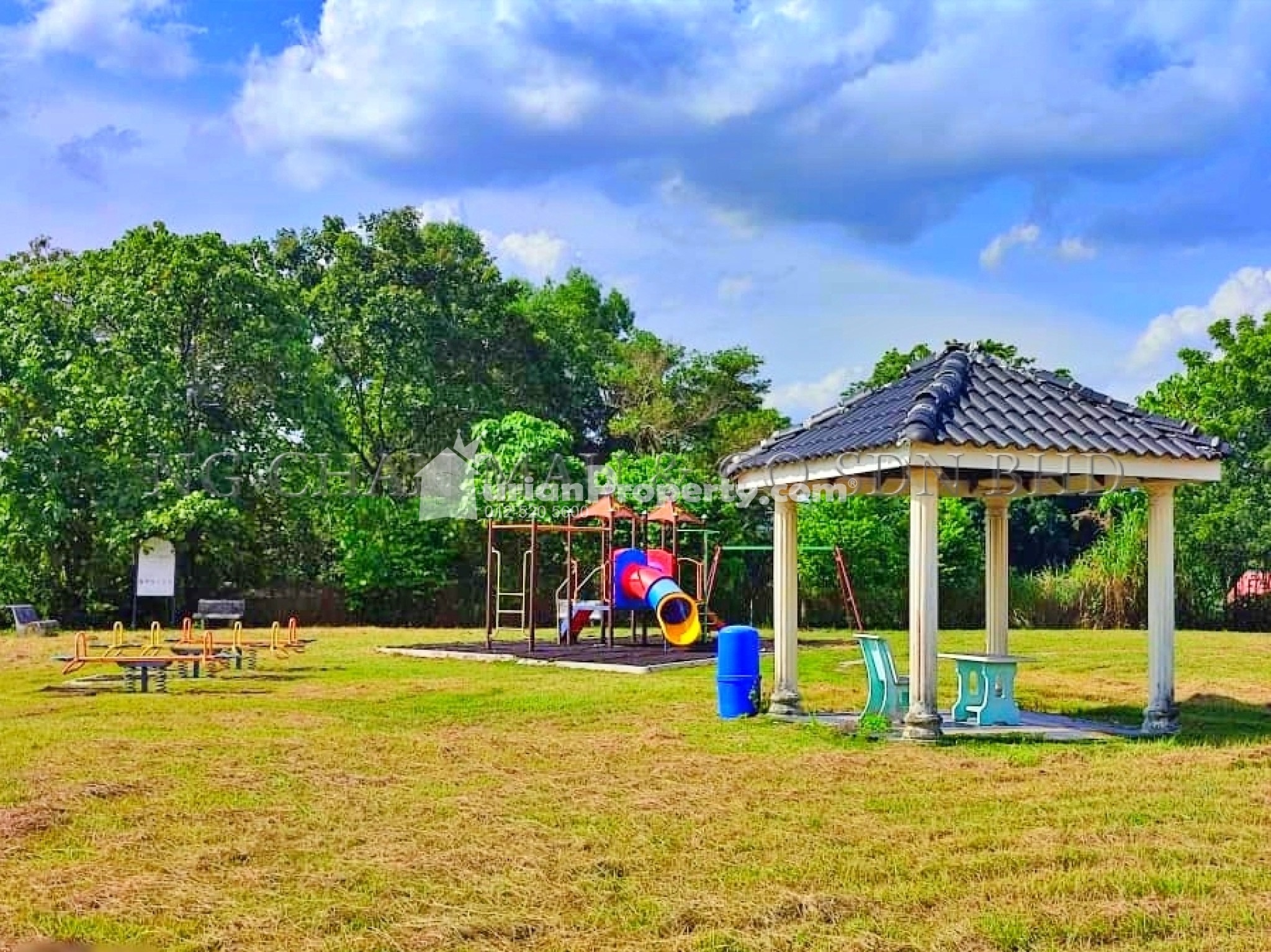 Terrace House For Auction at Tawas Impiana