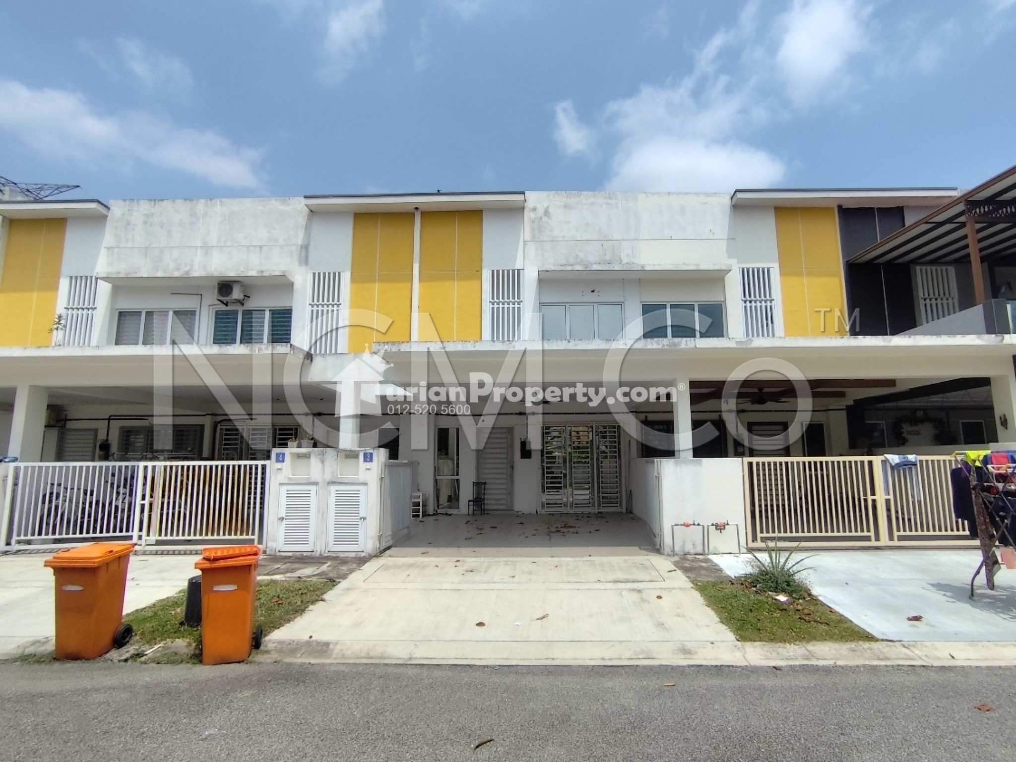 Terrace House For Auction at Suriaman
