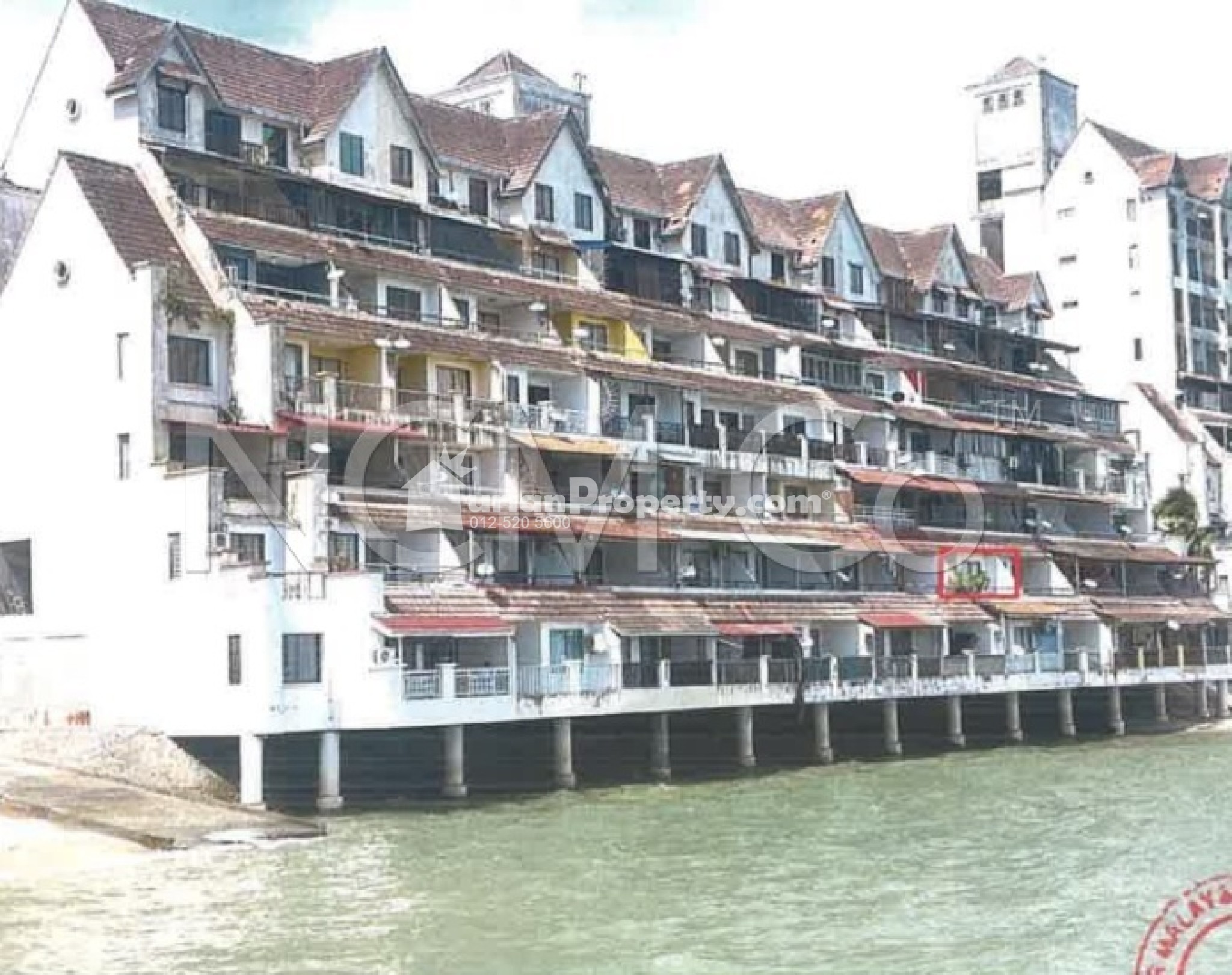 Apartment For Auction at Paradise Lagoon Apartment