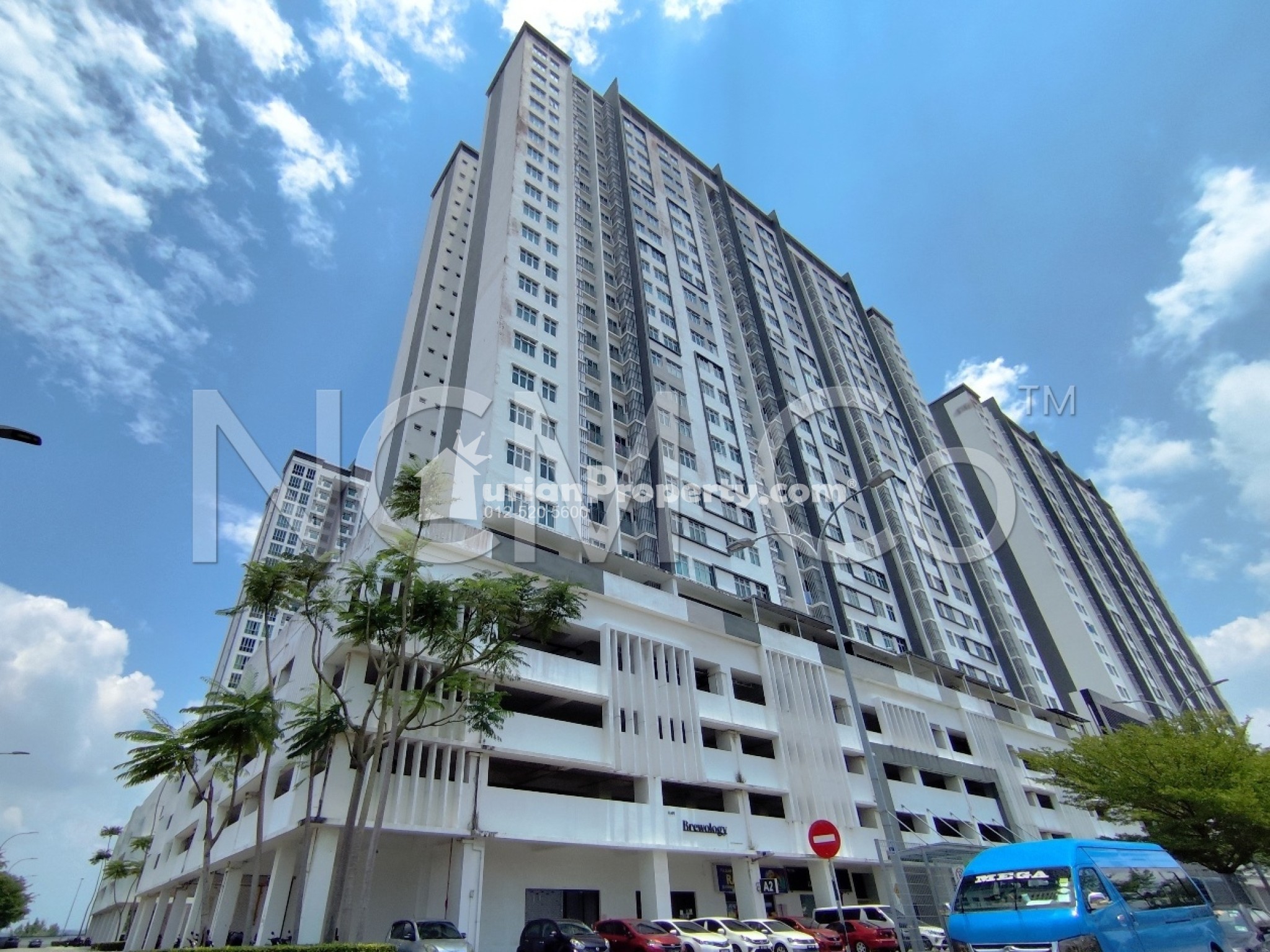 Serviced Residence For Auction at Meridin Bayvue