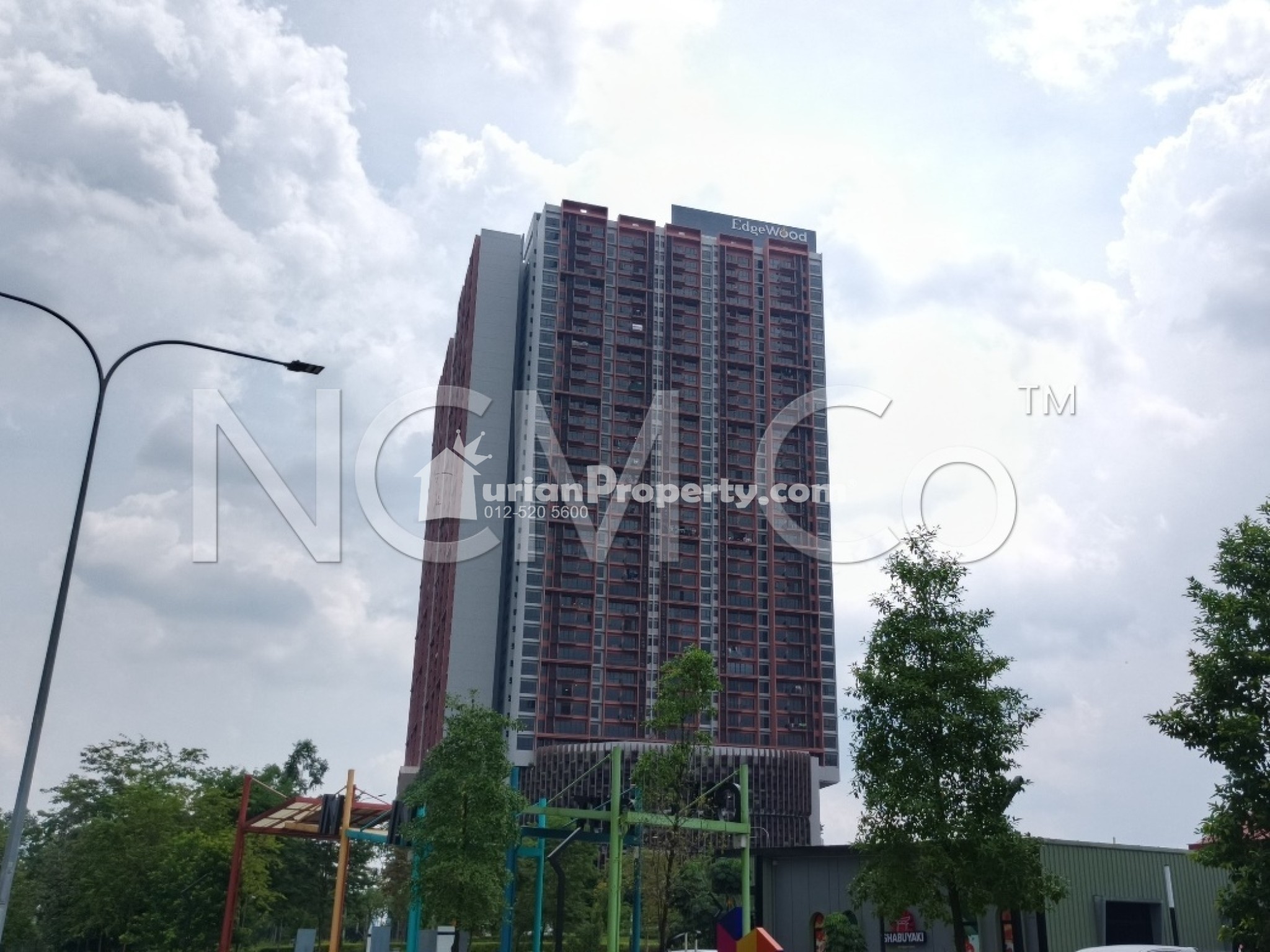 Apartment For Auction at EdgeWood Residence@Sky Sanctuary