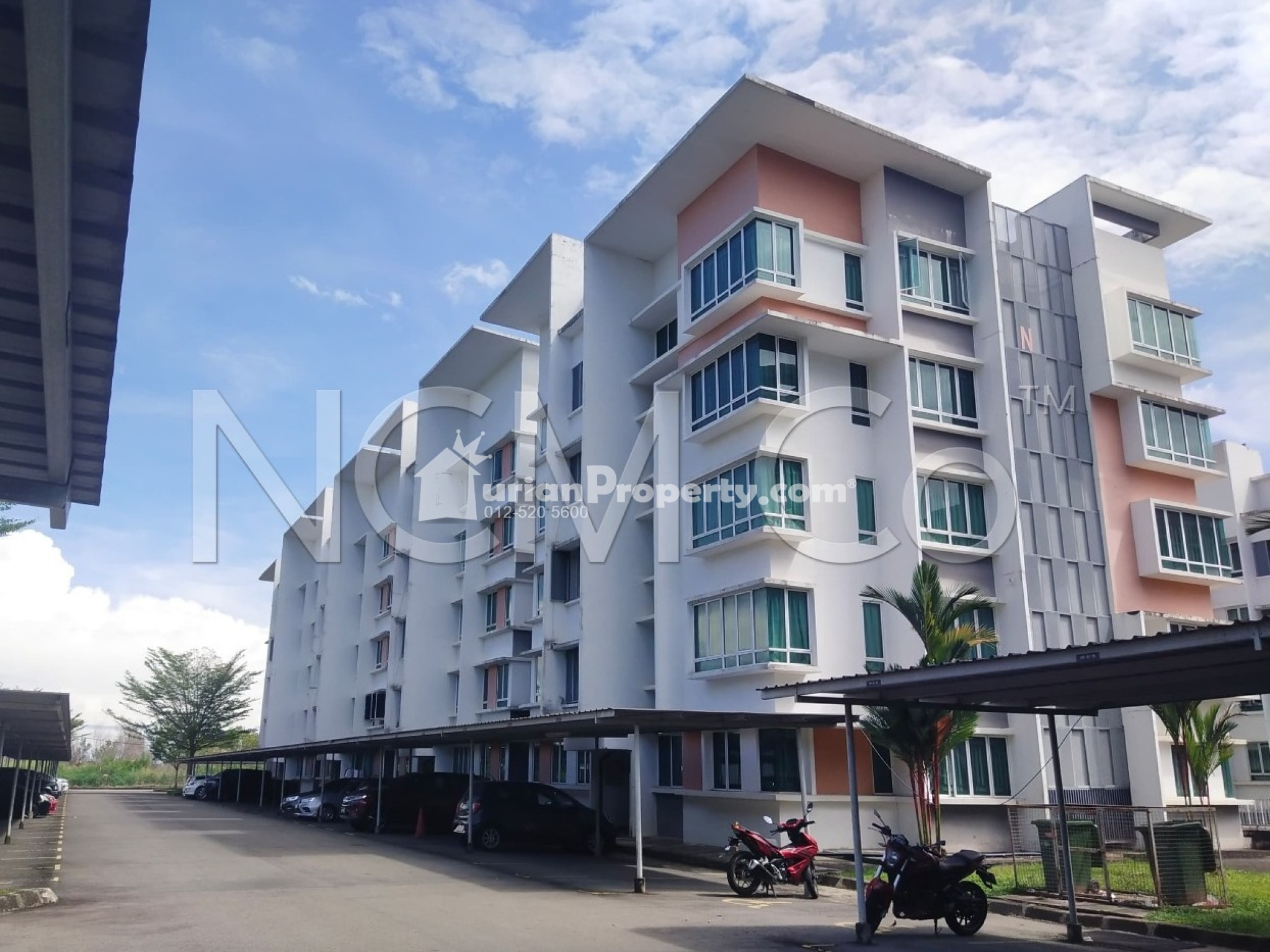 Apartment For Auction at University Utama Condominium