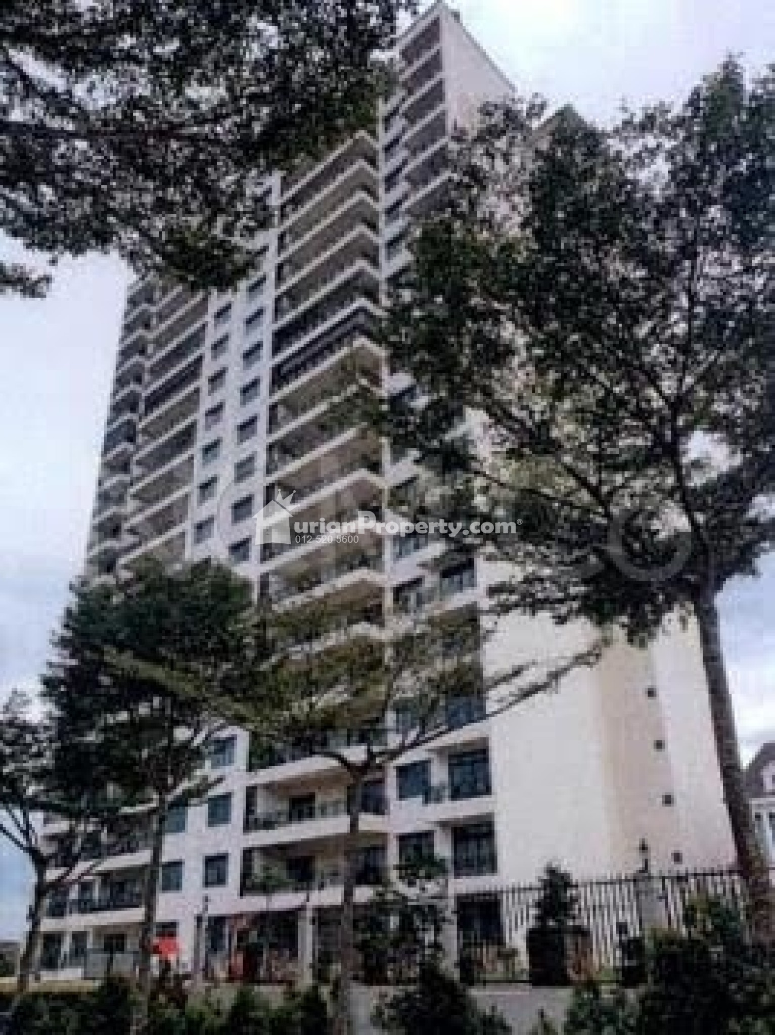 Condo For Auction at Laguna Heights