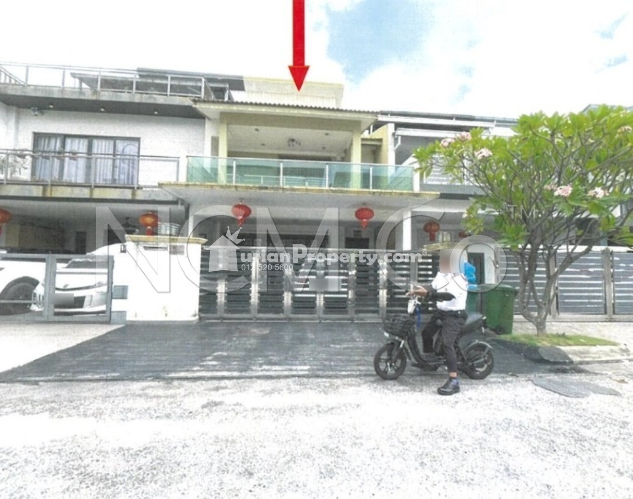 Terrace House For Auction at Taman Residensi