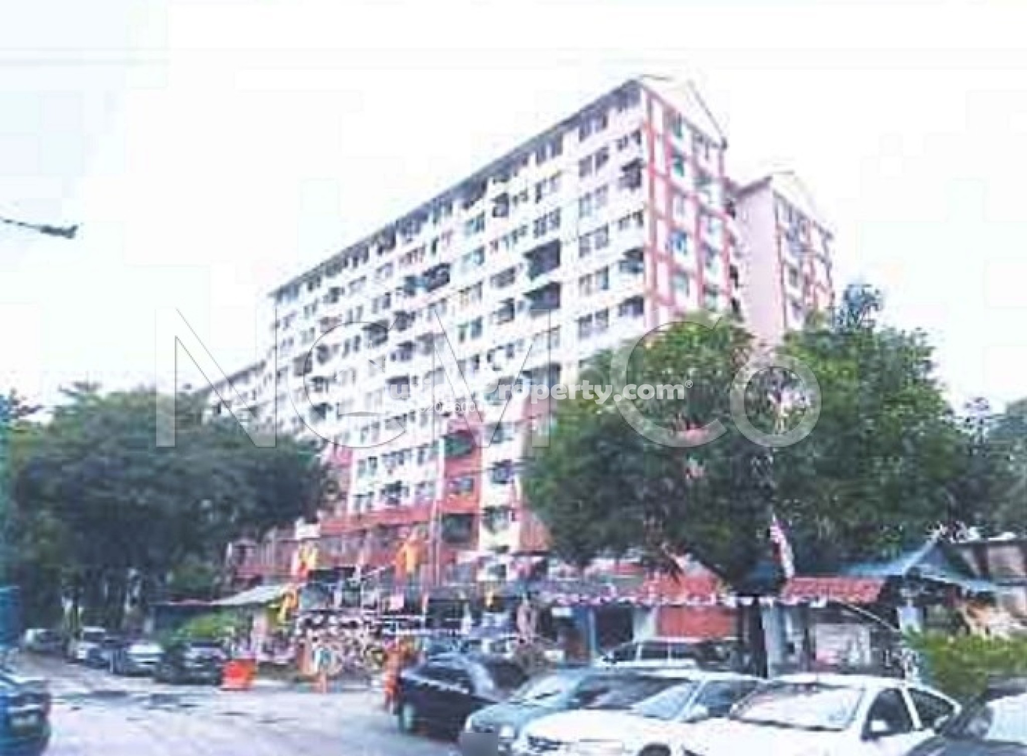 Apartment For Auction at Desa Mentari