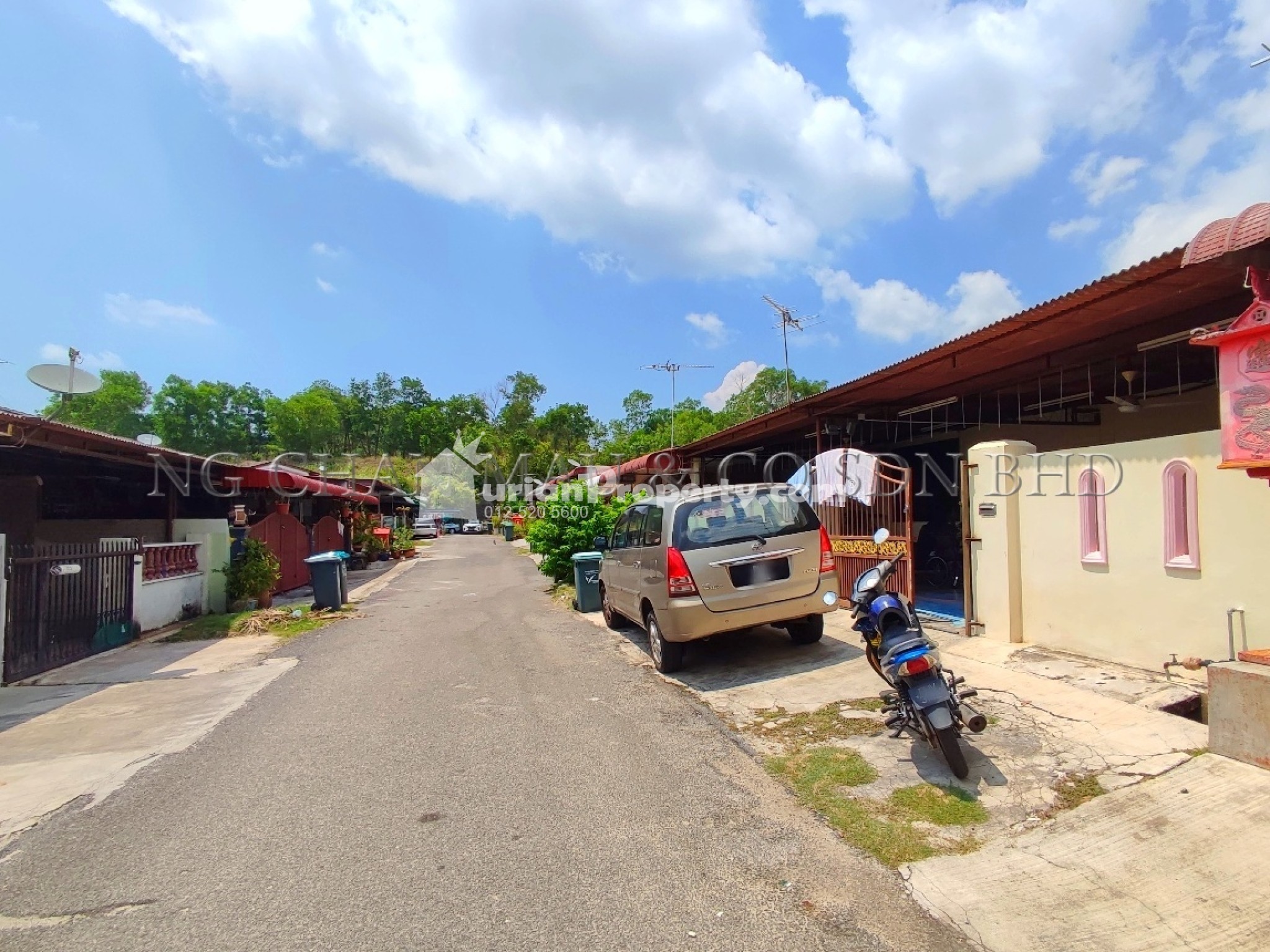 Terrace House For Auction at Taman Keladi