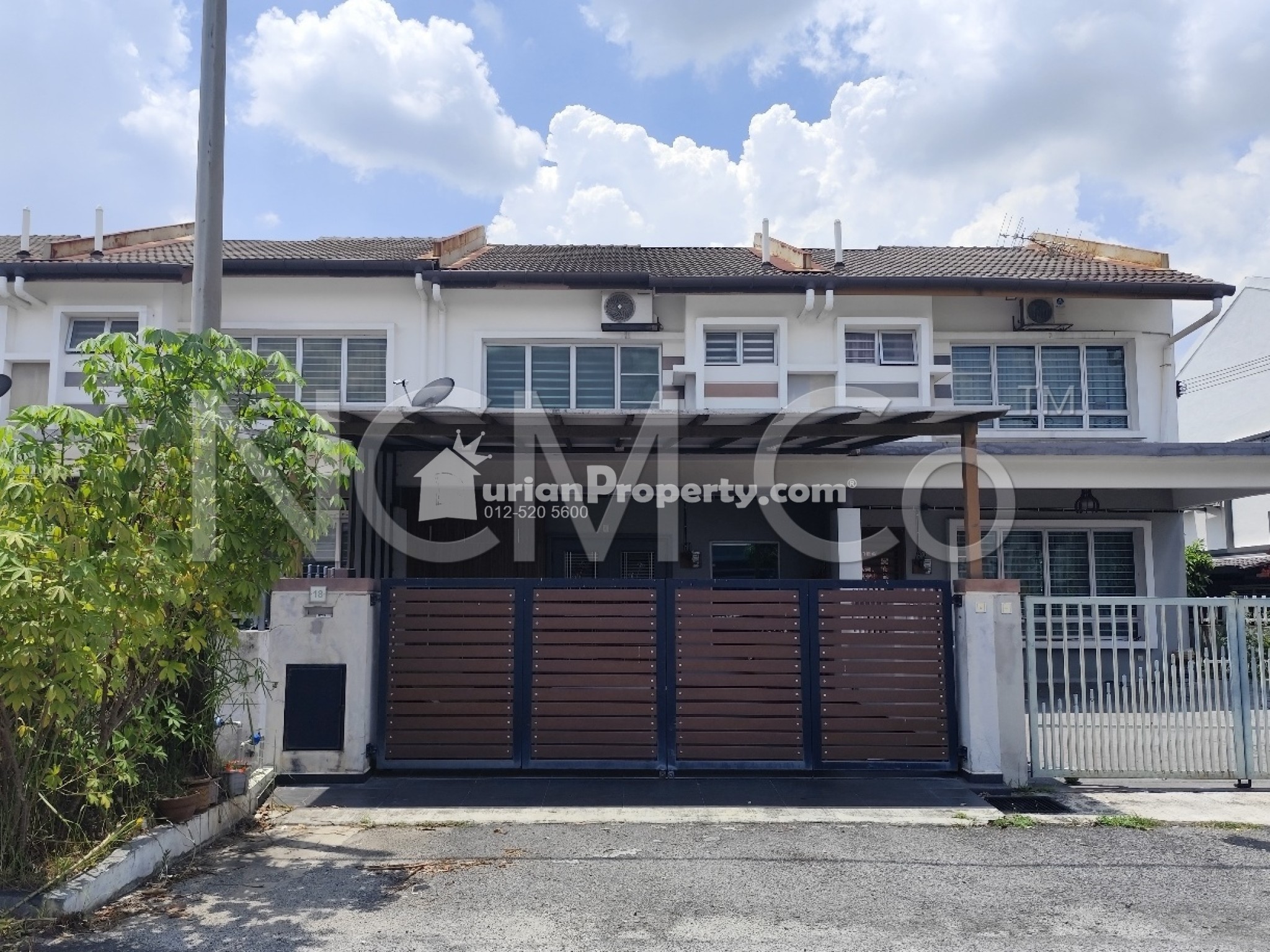 Terrace House For Auction at Hill Park