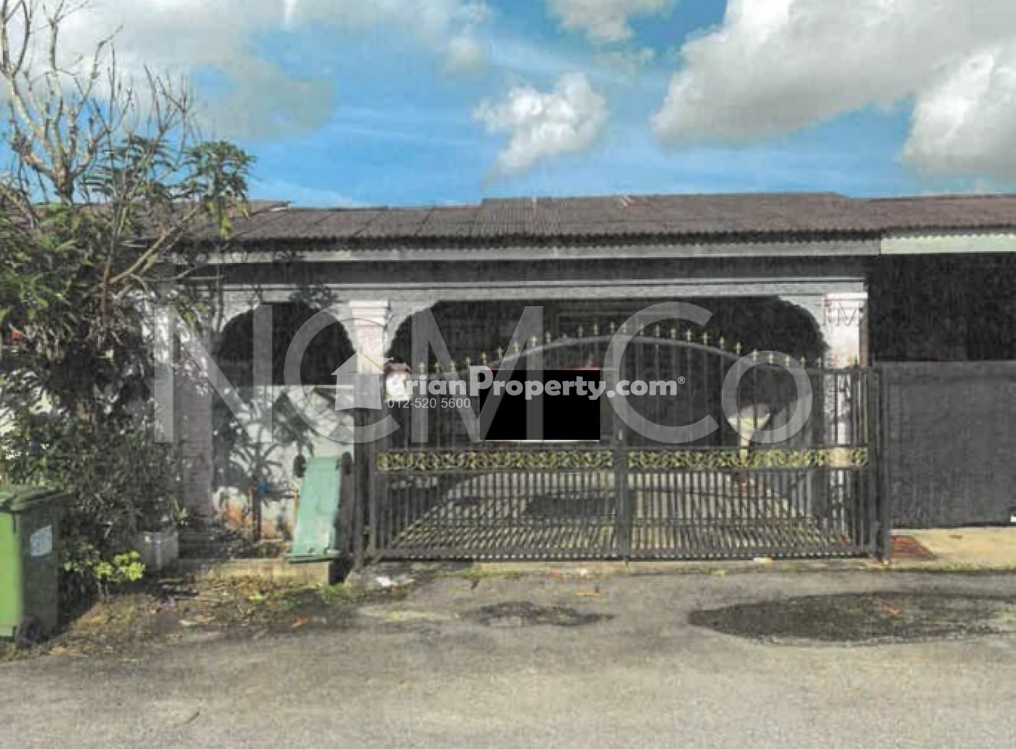 Terrace House For Auction at Taman Tunas Mahkota