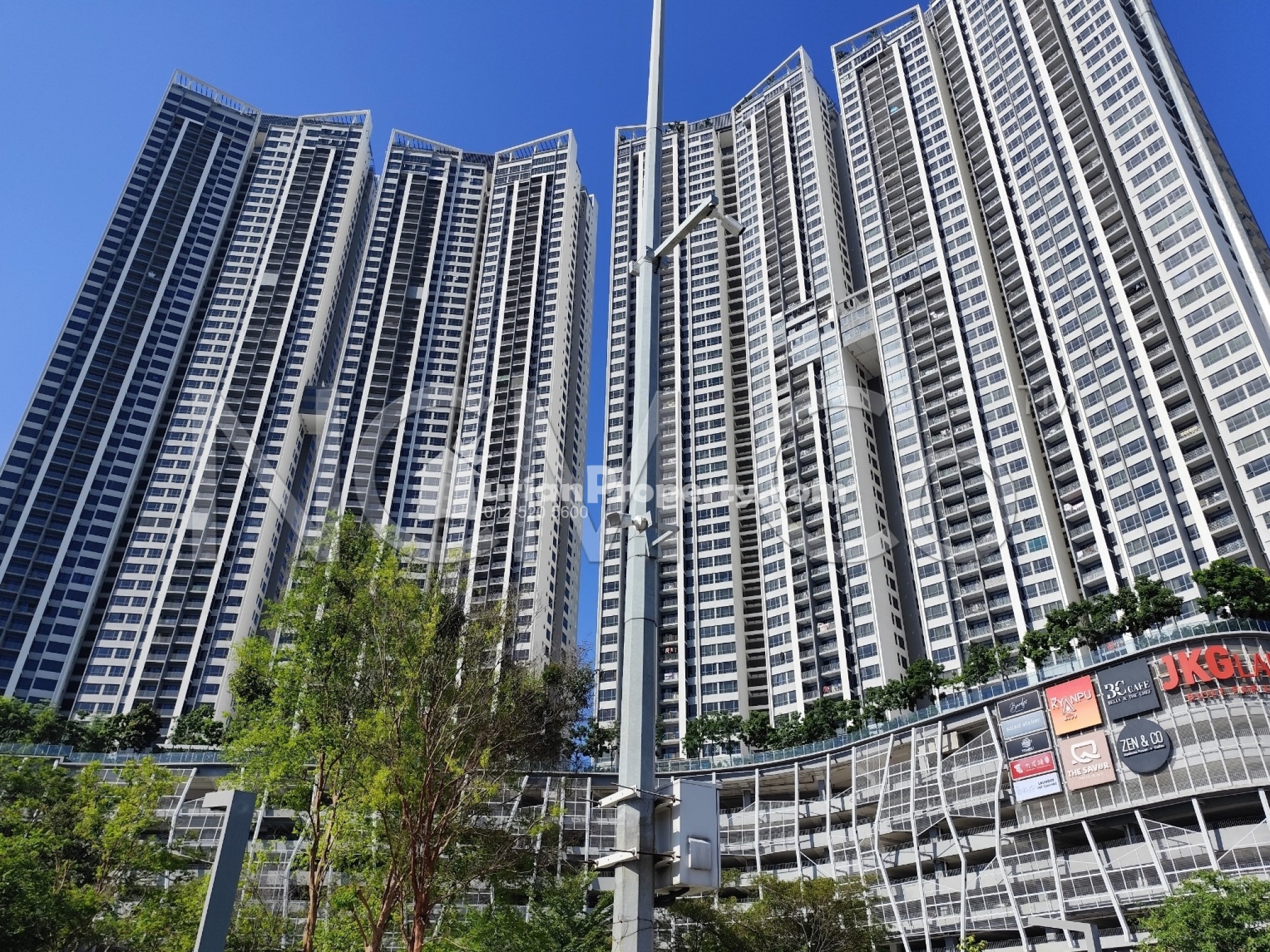 Serviced Residence For Auction at The Era