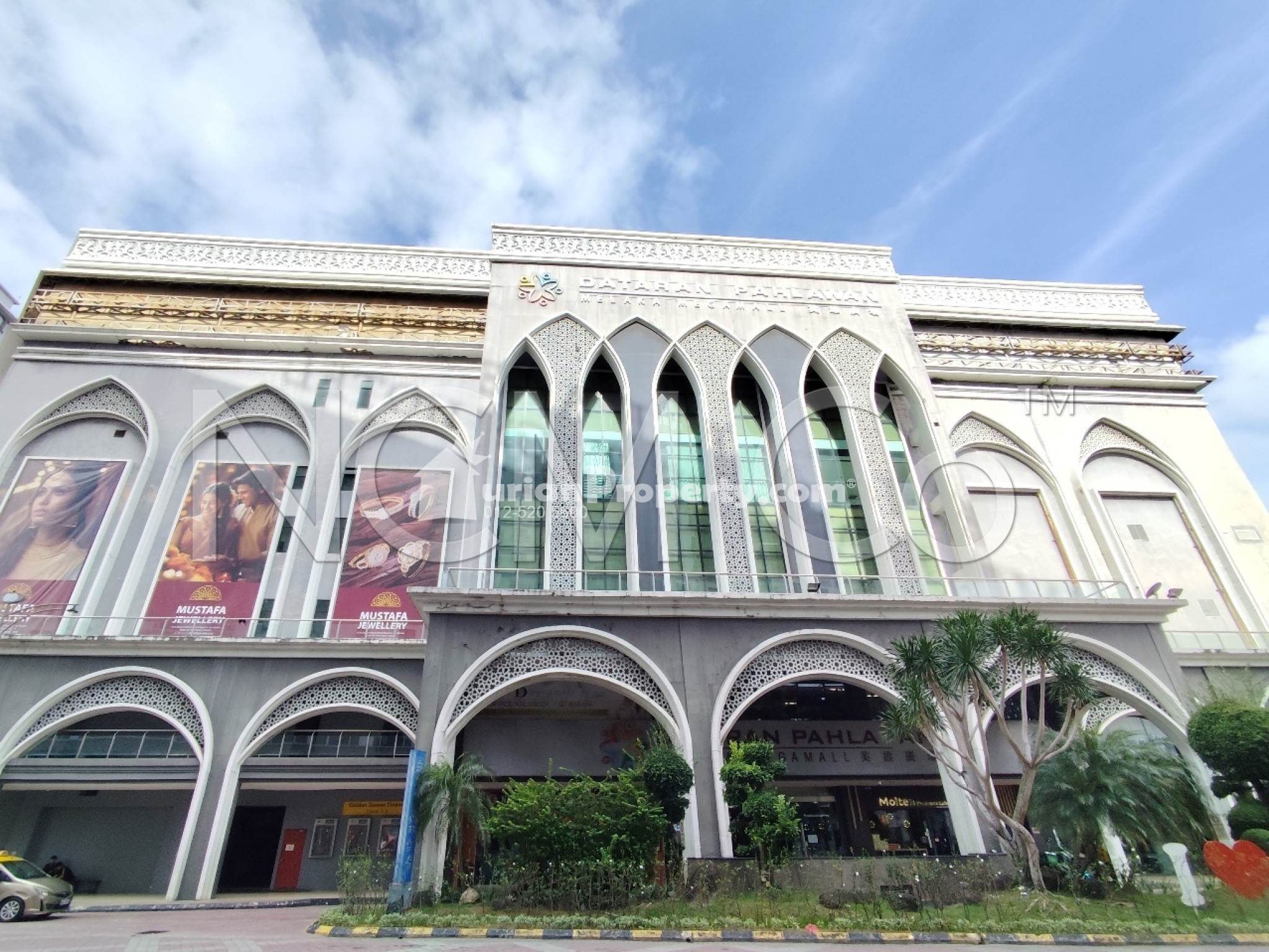 Retail Space For Auction at Dataran Pahlawan Melaka Megamall